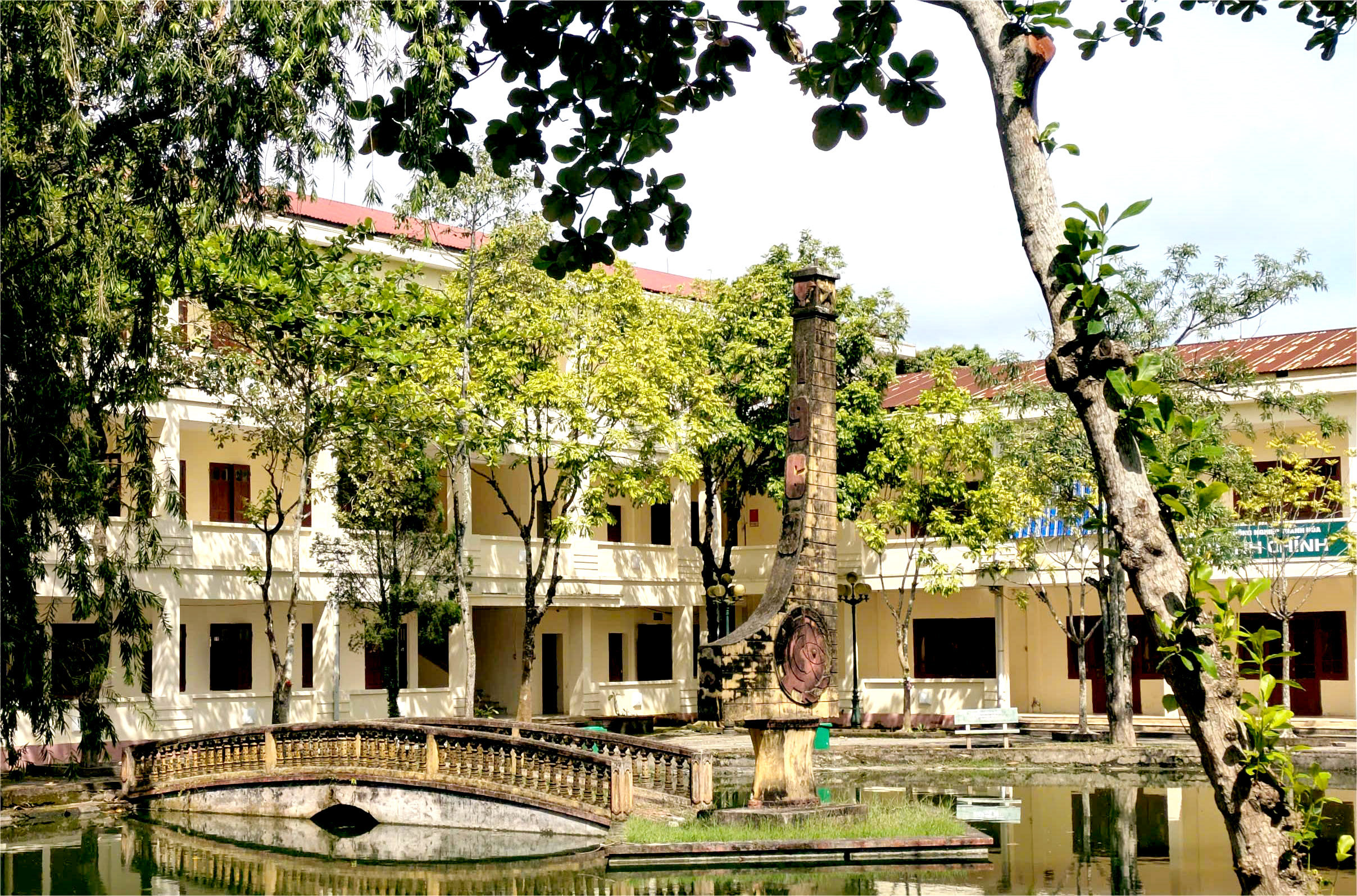 Một nam sinh bị đánh trọng thương trong trường học ở Thanh Hóa - Ảnh 1.