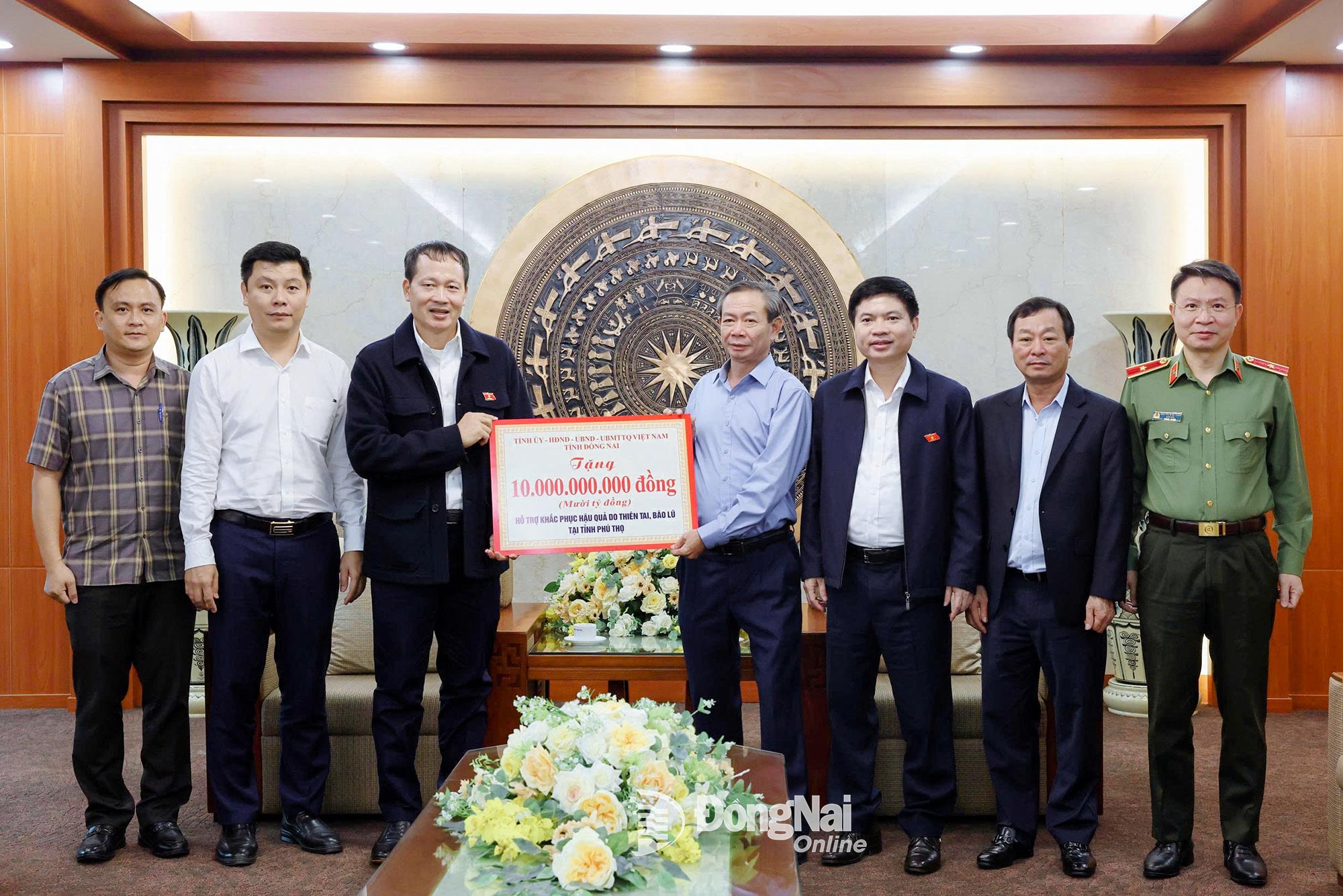 Đồng Nai hỗ trợ 41 tỉ đồng giúp 4 tỉnh miền Bắc khắc phục hậu quả bão lũ - Ảnh 1.