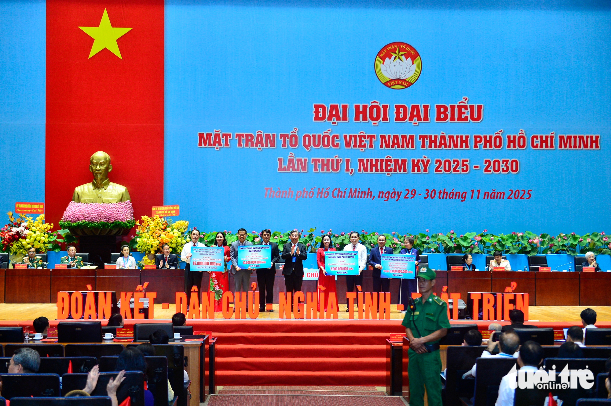Ho Chi Minh City Fatherland Front elects leadership for 2025–30 term- Ảnh 8. Ho Chi Minh City Fatherland Front elects leadership for 2025–30 term- Ảnh 8.