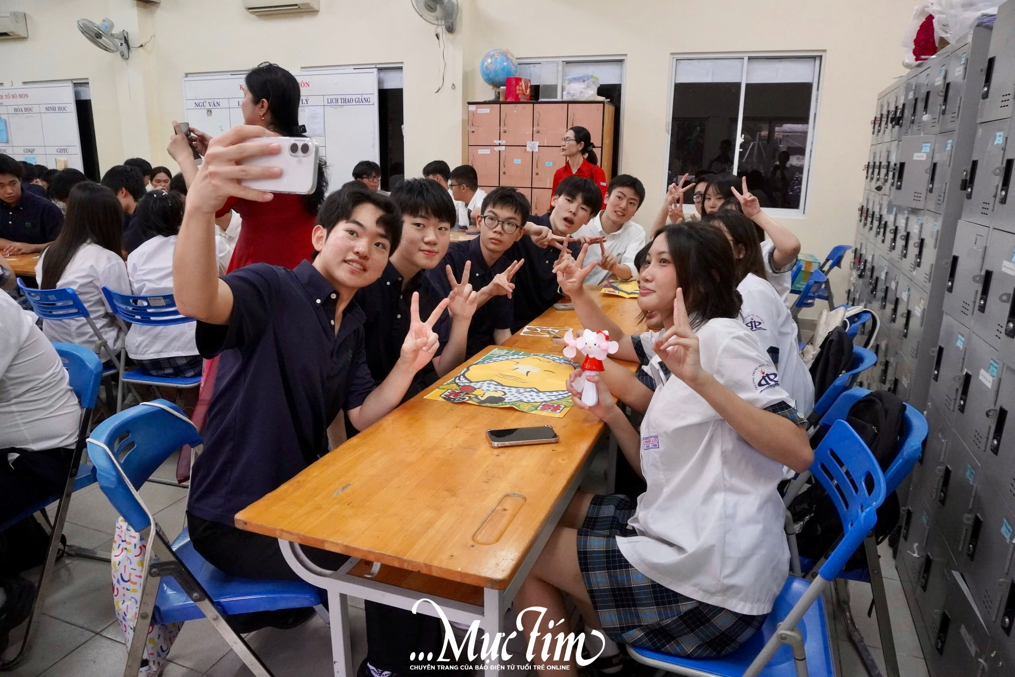 Teen Nhật Bản trải nghiệm văn hoá Việt tại Trường THPT Phan Đăng Lưu - Ảnh 1.