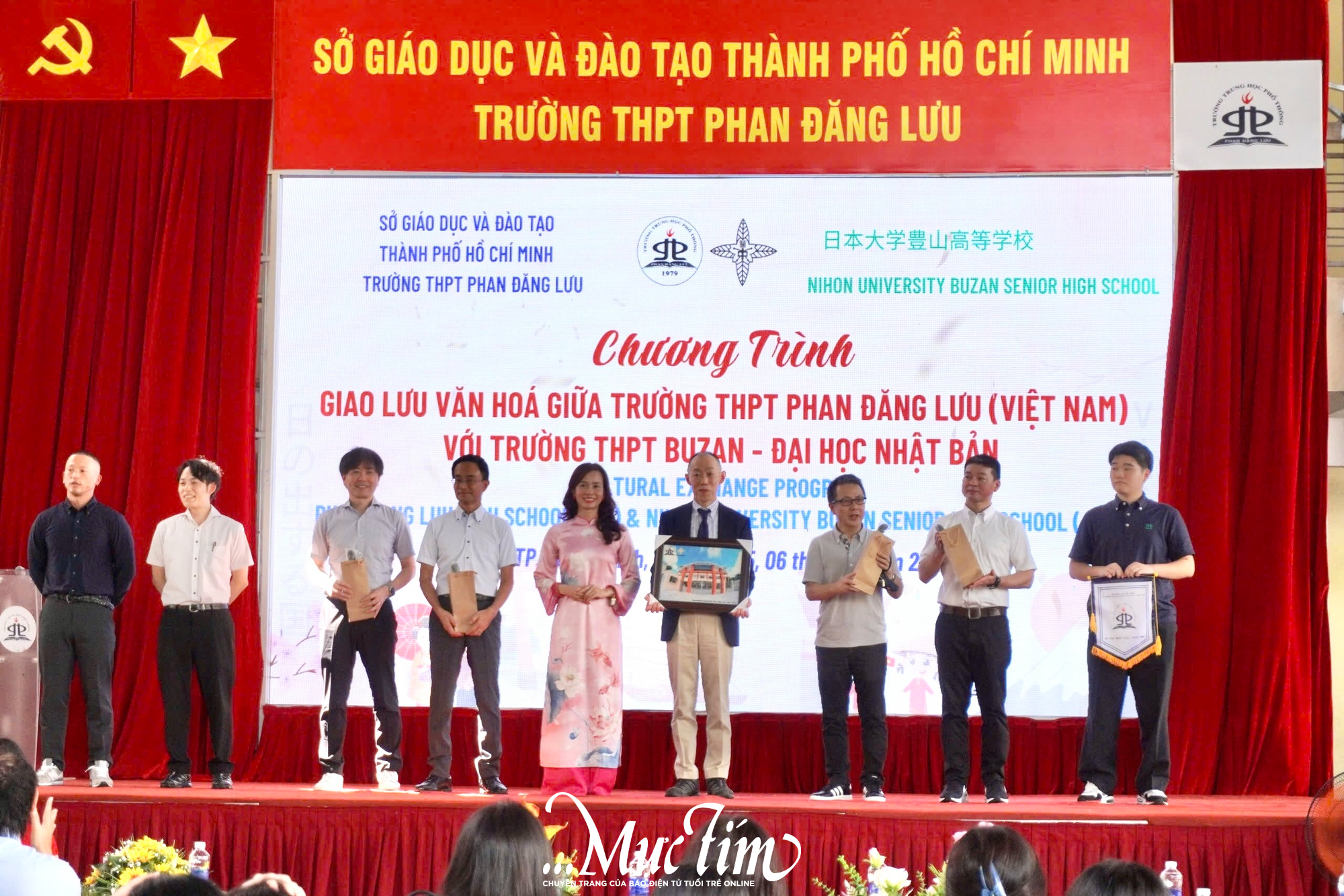 Teen Nhật Bản trải nghiệm văn hoá Việt tại Trường THPT Phan Đăng Lưu - Ảnh 3.