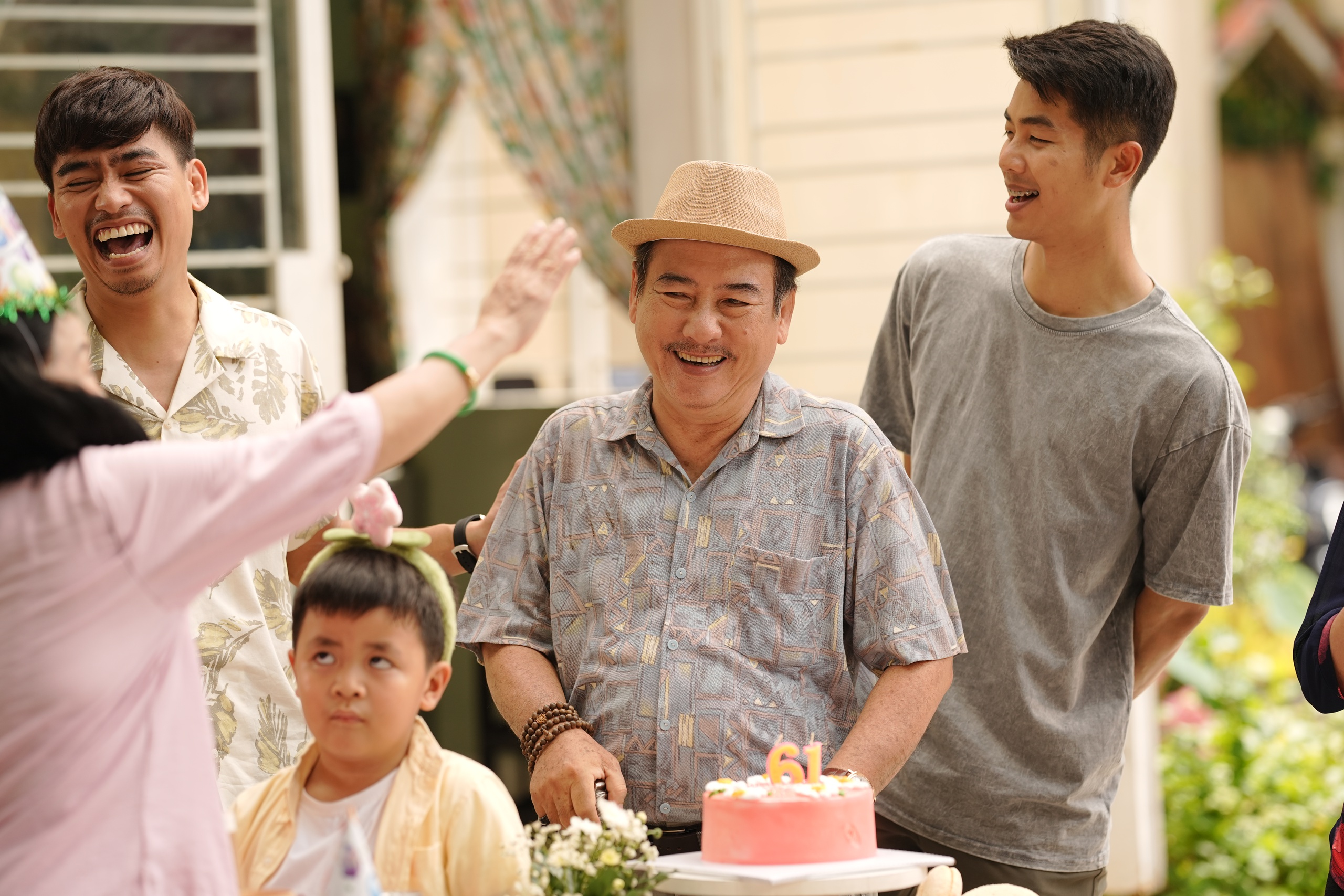 Nghệ sĩ Thành Hội: ‘Mẹ là người thầy lớn nhất’ - Ảnh 1. Thành Hội - Ảnh 1.