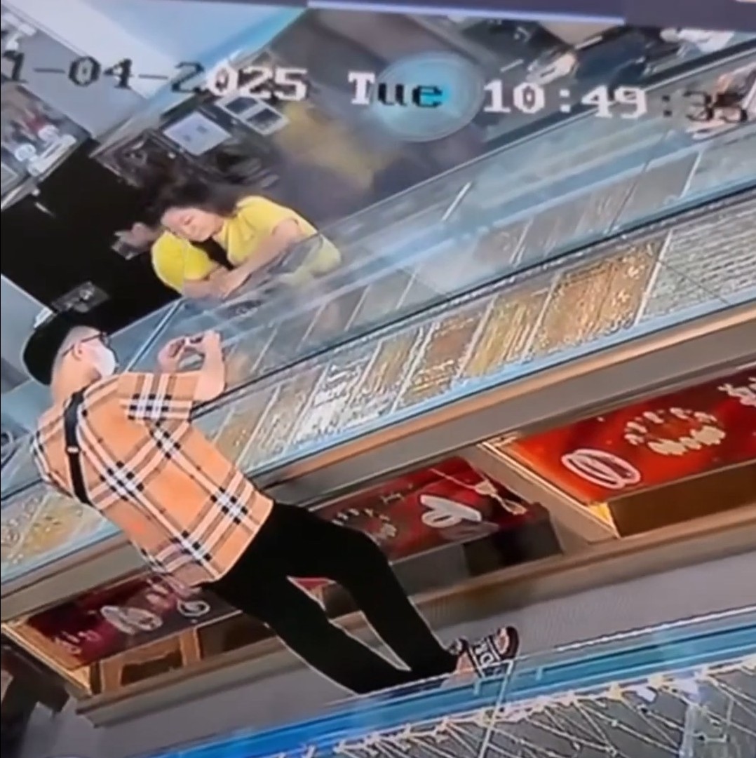 cướp giật - Ảnh 2.