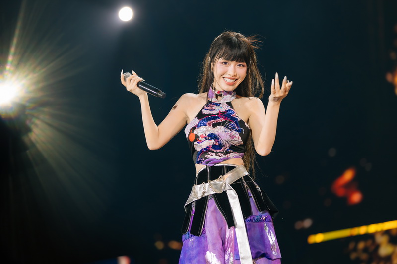 Han Sara có tên trong đề cử giải thưởng cùng G-Dragon, Jisoo, Rose, Jennie- Ảnh 3. Han Sara có tên trong đề cử giải thưởng cùng G-Dragon, Jisoo, Rose, Jennie- Ảnh 3.