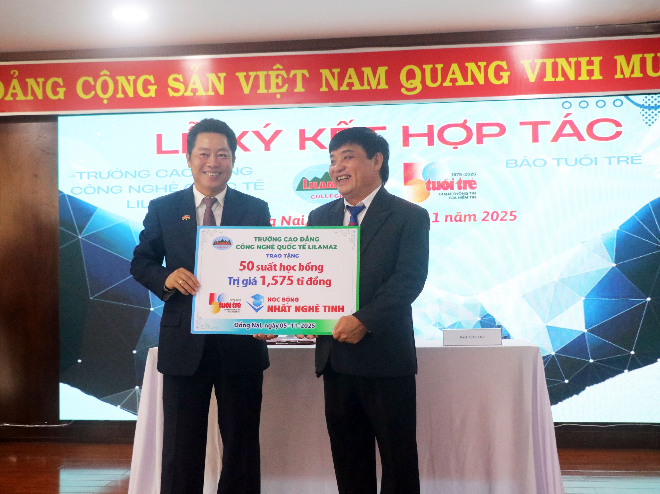 Báo Tuổi Trẻ và Trường cao đẳng Công nghệ Quốc tế Lilama 2 ký kết hợp tác - Ảnh 1.