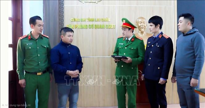 Giả danh người dân báo tin hàng lậu, lừa đảo gần 200 triệu - Ảnh 1. Giả danh người dân báo tin hàng lậu, lừa đảo gần 200 triệu - Ảnh 1.