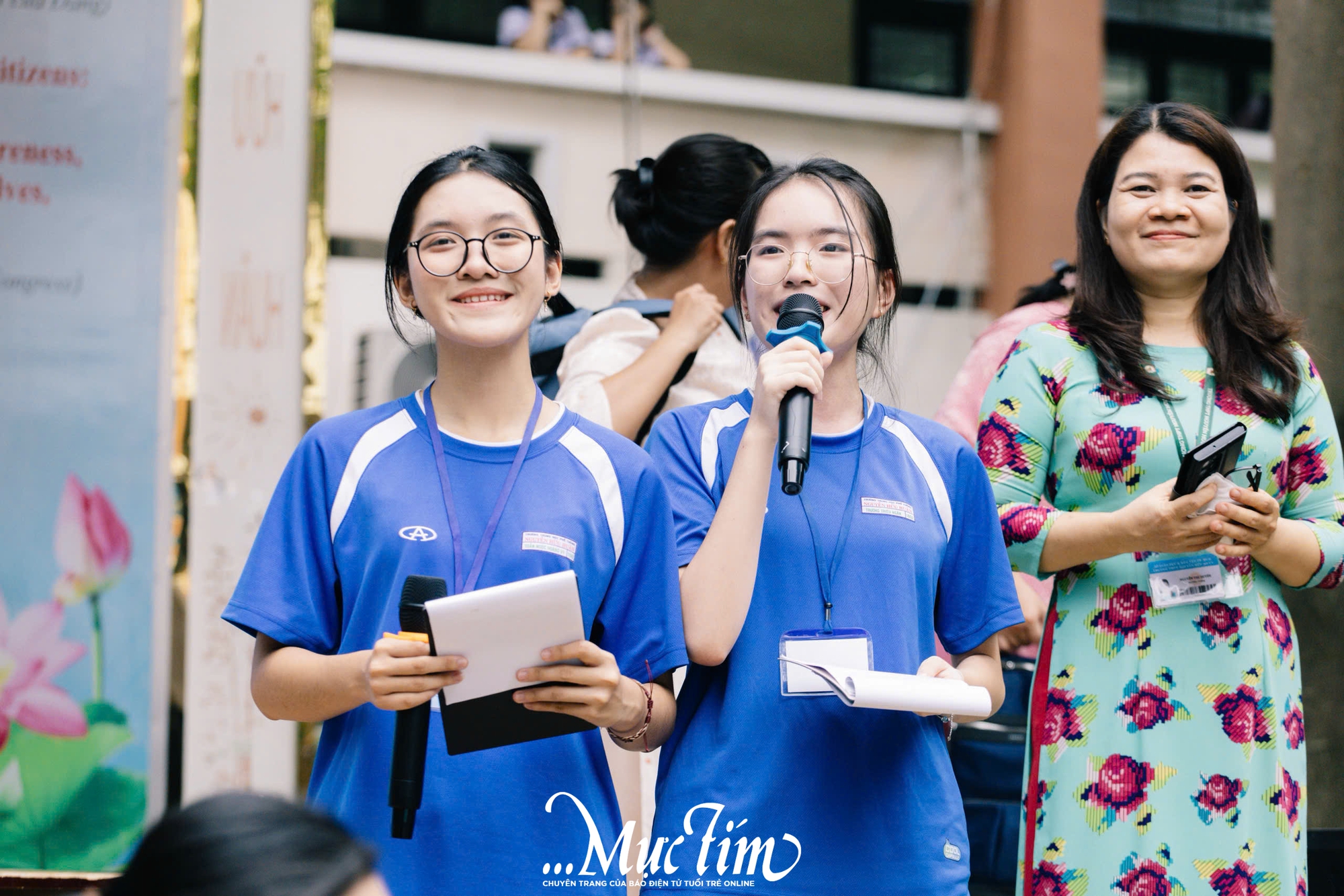 Trường THPT Nguyễn Hữu Huân bùng nổ với hội thi flashmob giờ ra chơi- Ảnh 2. Trường THPT Nguyễn Hữu Huân bùng nổ với hội thi flashmob giờ ra chơi- Ảnh 2.