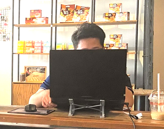 người trẻ - Ảnh 1.