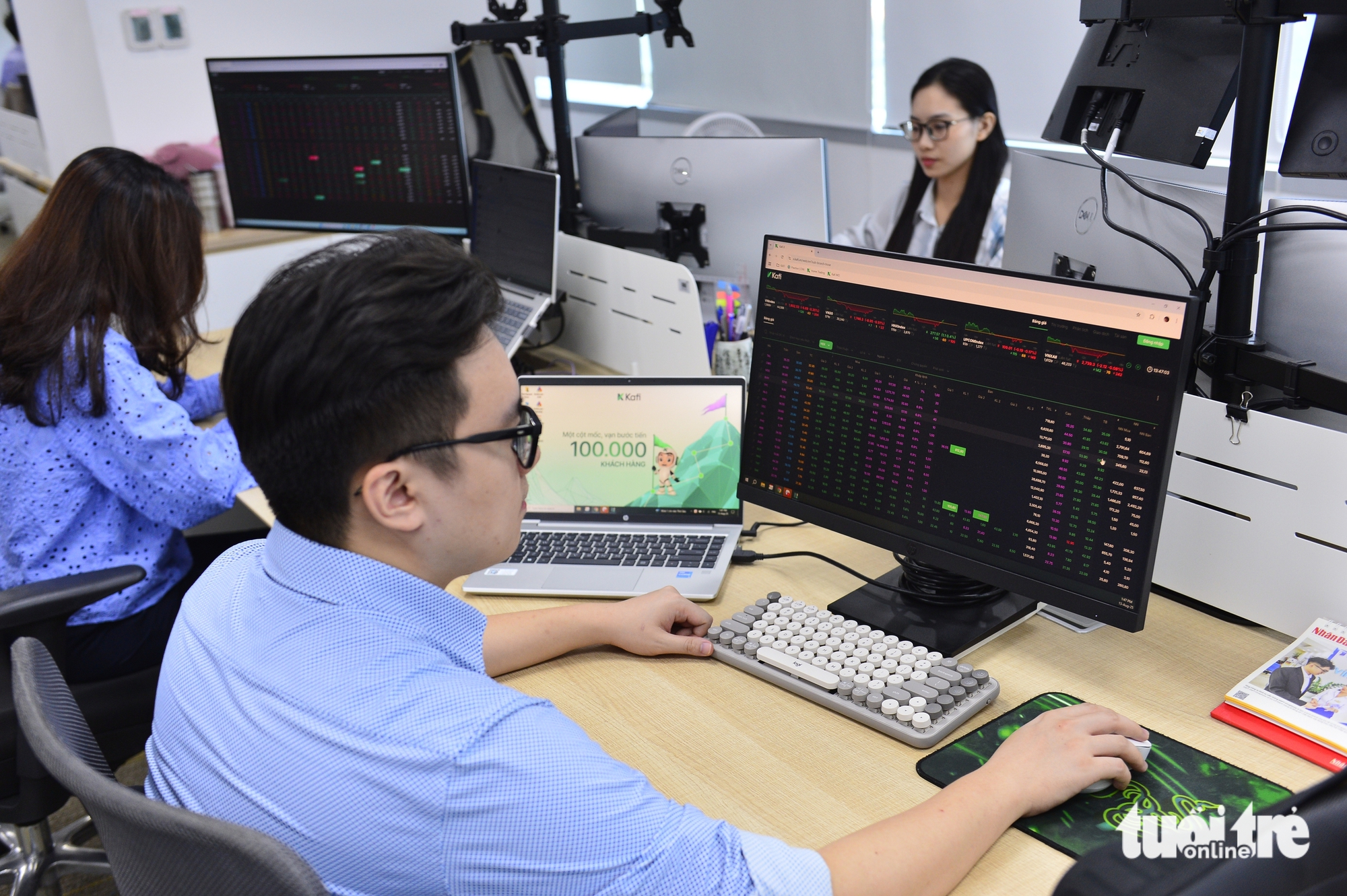 chứng khoán - Ảnh 1.