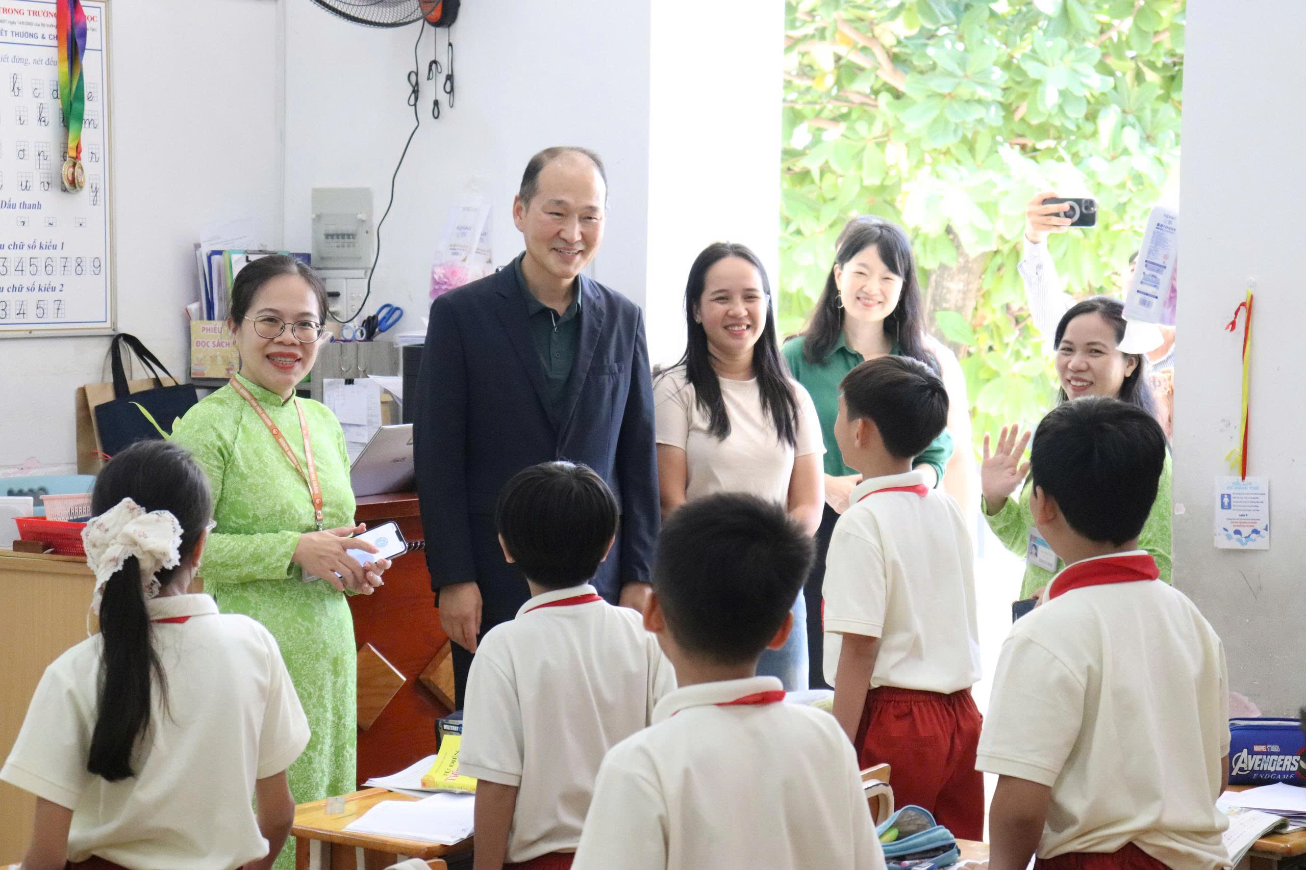 Trường tiểu học ở TP.HCM giao lưu quốc tế với các trường Singapore, Hàn Quốc - Ảnh 5.