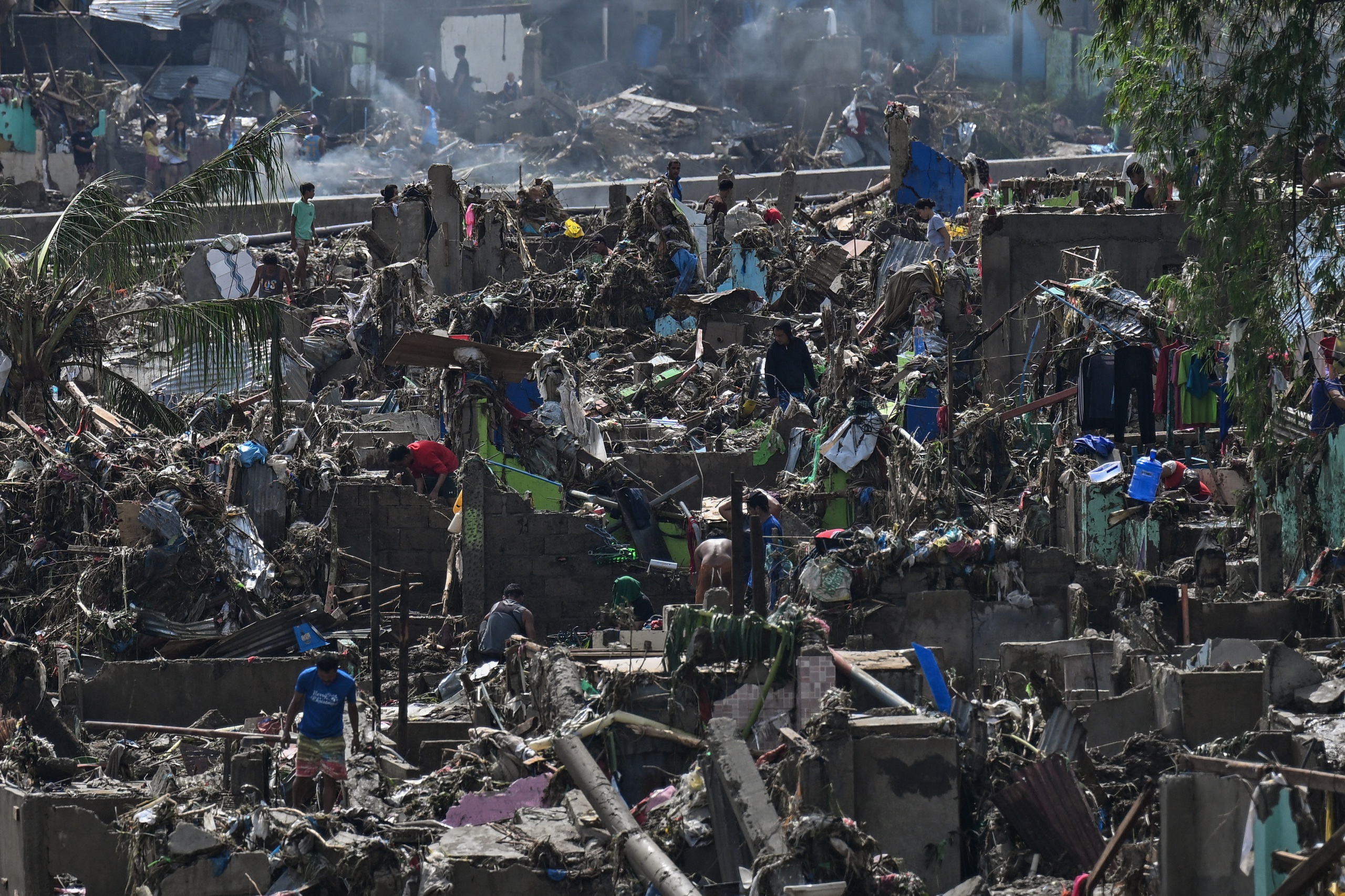 Philippines: Gần 190 người thiệt mạng do bão Kalmaegi - Ảnh 1.