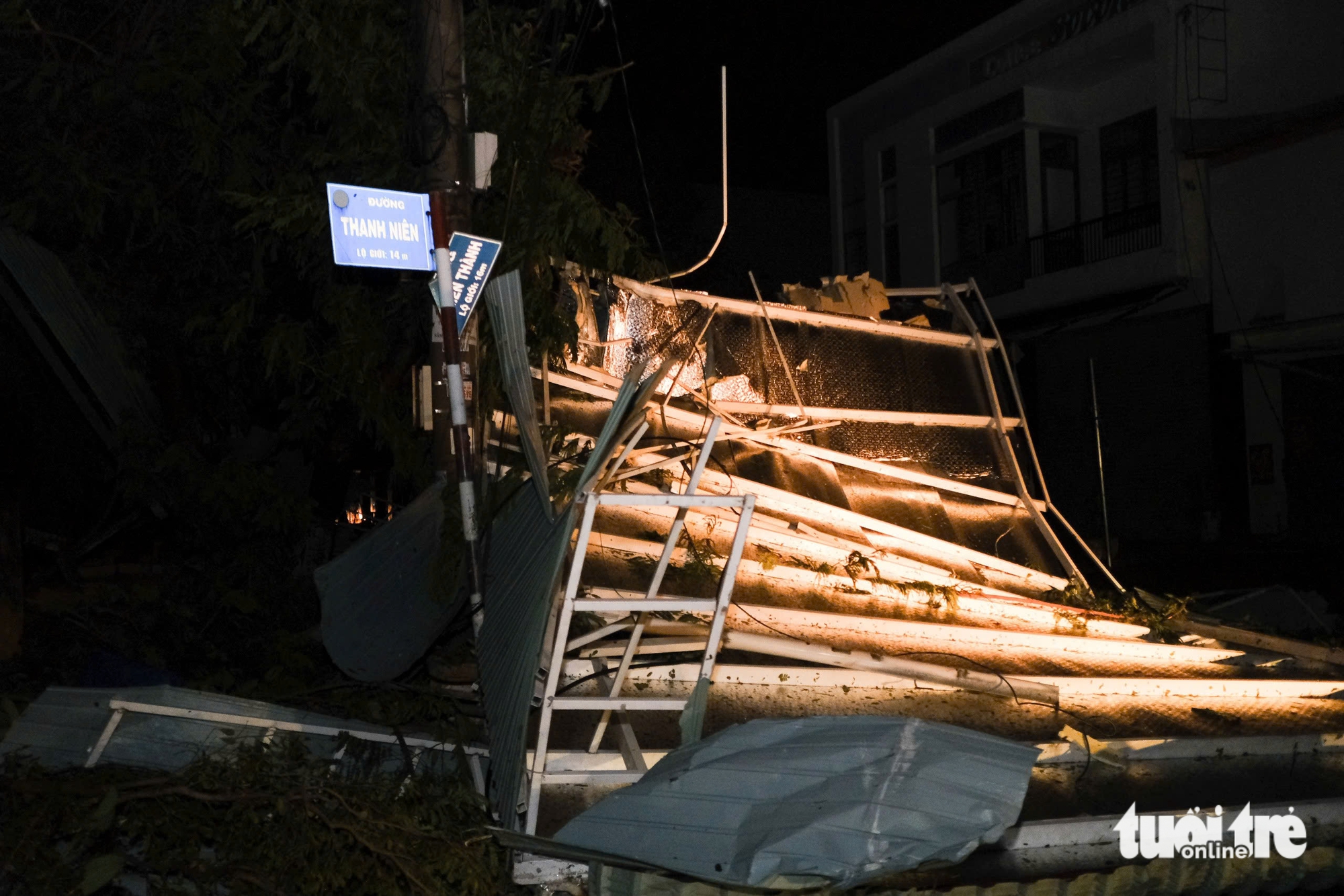 Storm Kalmaegi causes severe destruction across Vietnam’s Dak Lak, Gia Lai- Ảnh 11.