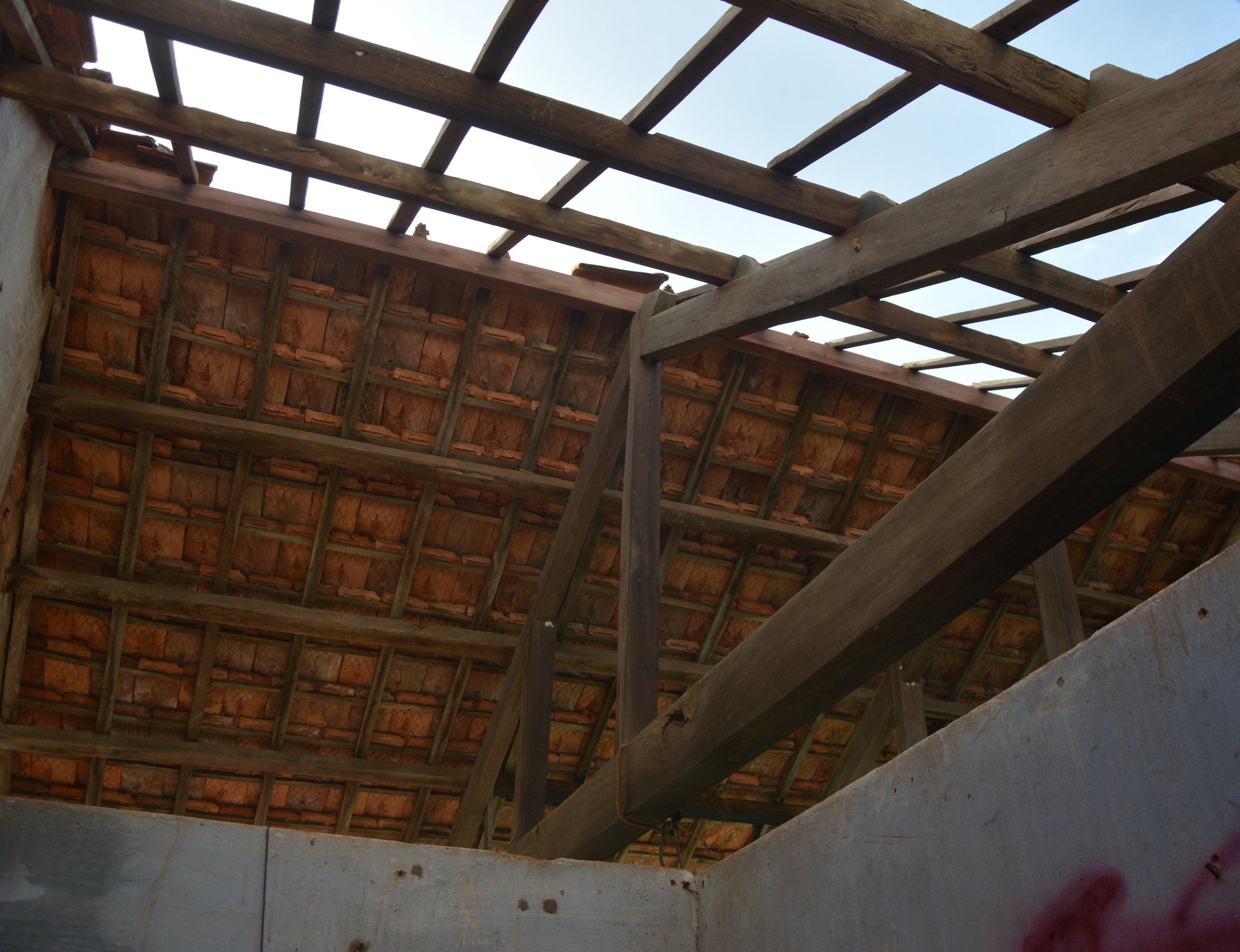 Tránh bão Kalmaegi trở về, dân làng chài bàng hoàng vì không thấy nhà đâu nữa- Ảnh 7.