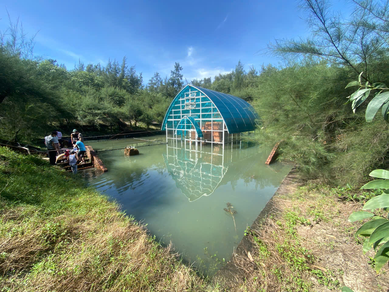 Tháp Chăm cổ nghìn năm tuổi từng lập kỷ lục thế giới bị ngập lụt nặng - Ảnh 1.