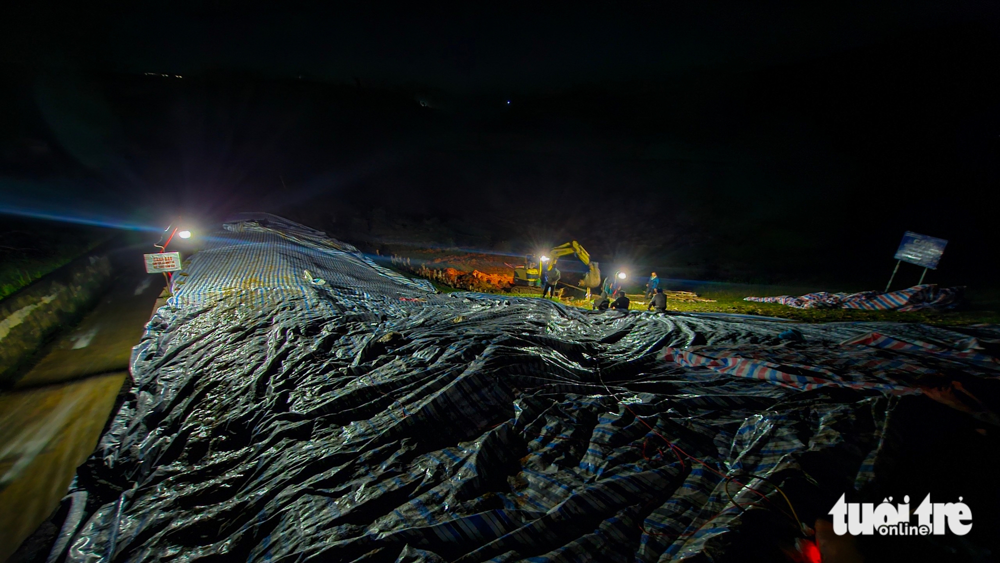 vỡ hồ - Ảnh 3.