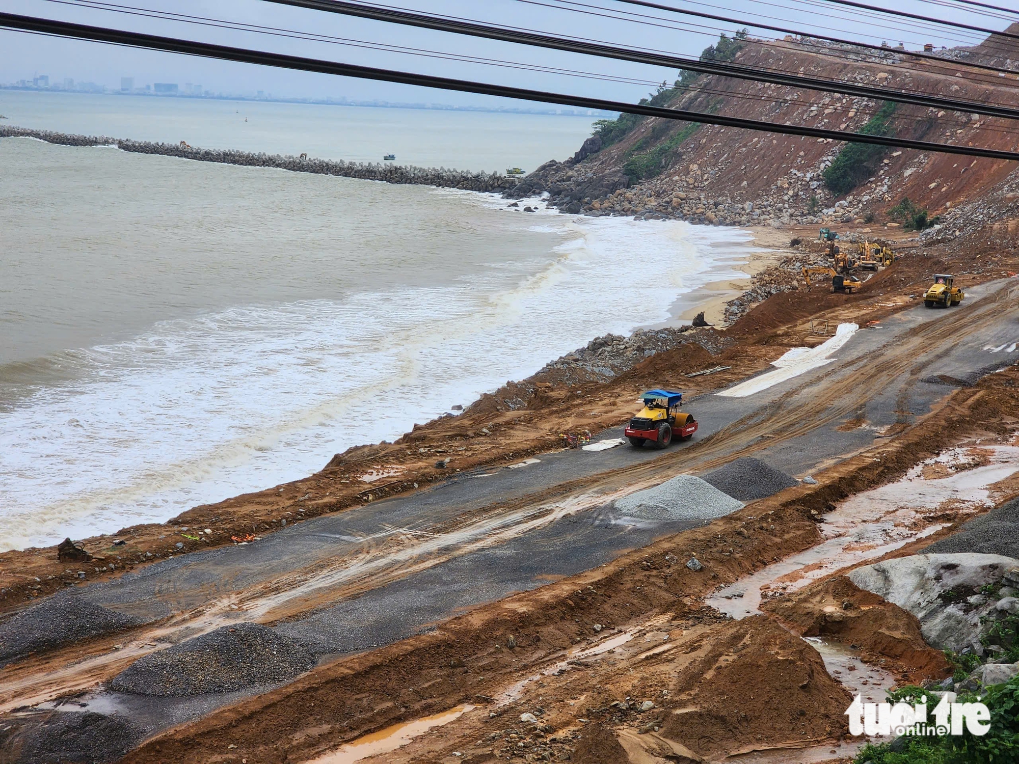 Hai lần điều chỉnh giá đất, Đà Nẵng tăng thu từ dịch vụ kinh doanh bất động sản hơn 100% - Ảnh 1.