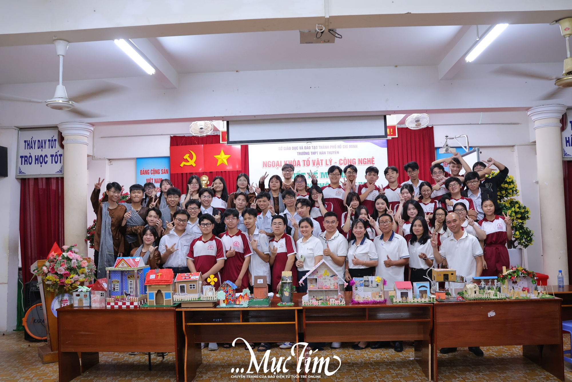 Học sinh Trường THPT Hàn Thuyên chế tạo mô hình máy rửa tay tự động- Ảnh 15. Học sinh Trường THPT Hàn Thuyên chế tạo mô hình máy rửa tay tự động- Ảnh 15.