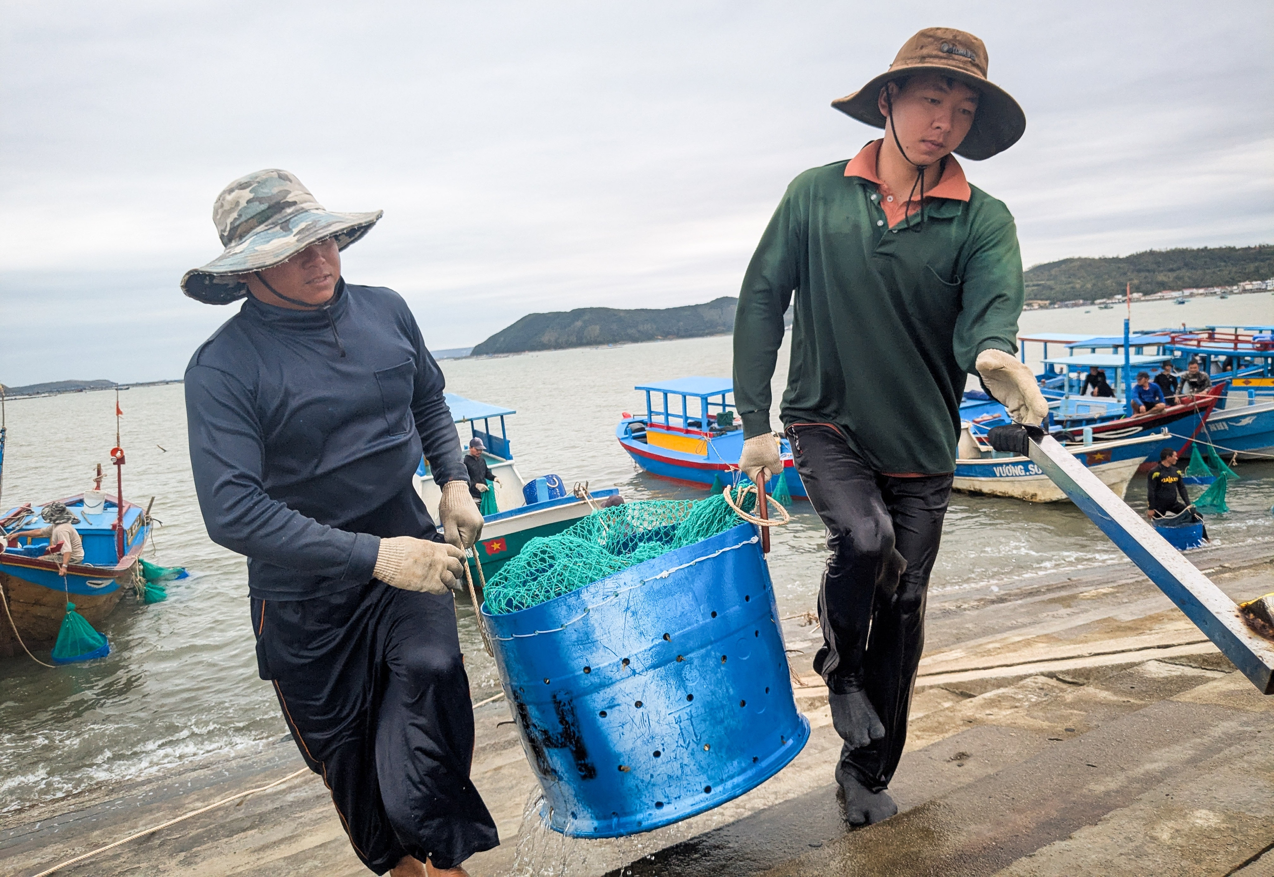 Tỉ phú tôm hùm quyết dựng lại cơ nghiệp - Ảnh 4.