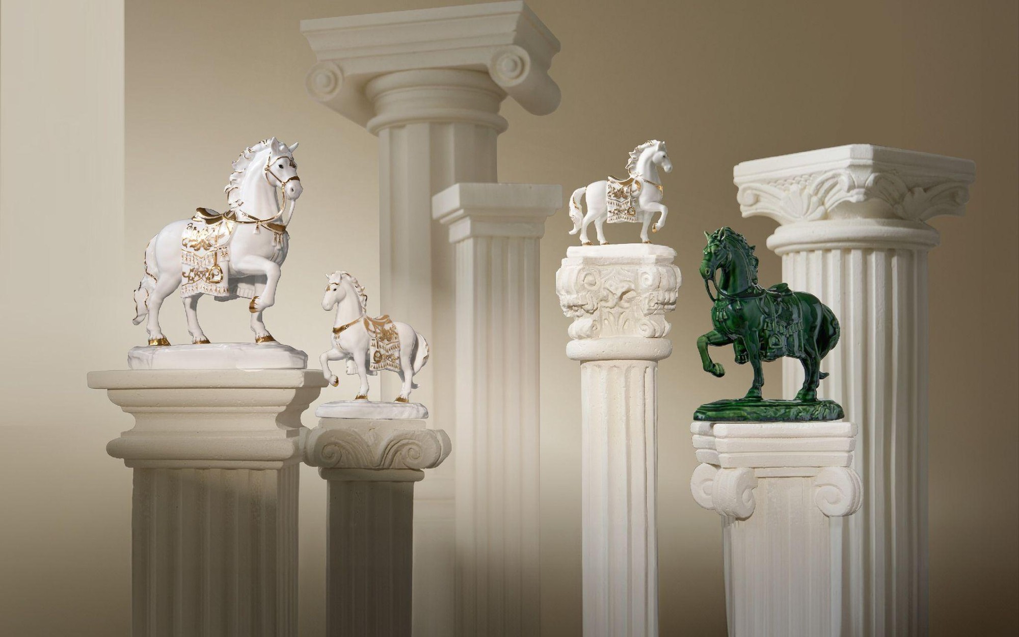 Minh Long ra mắt BST Tết 2026 ‘Bính Ngọ Vinh Hoa’ - Ảnh 1.