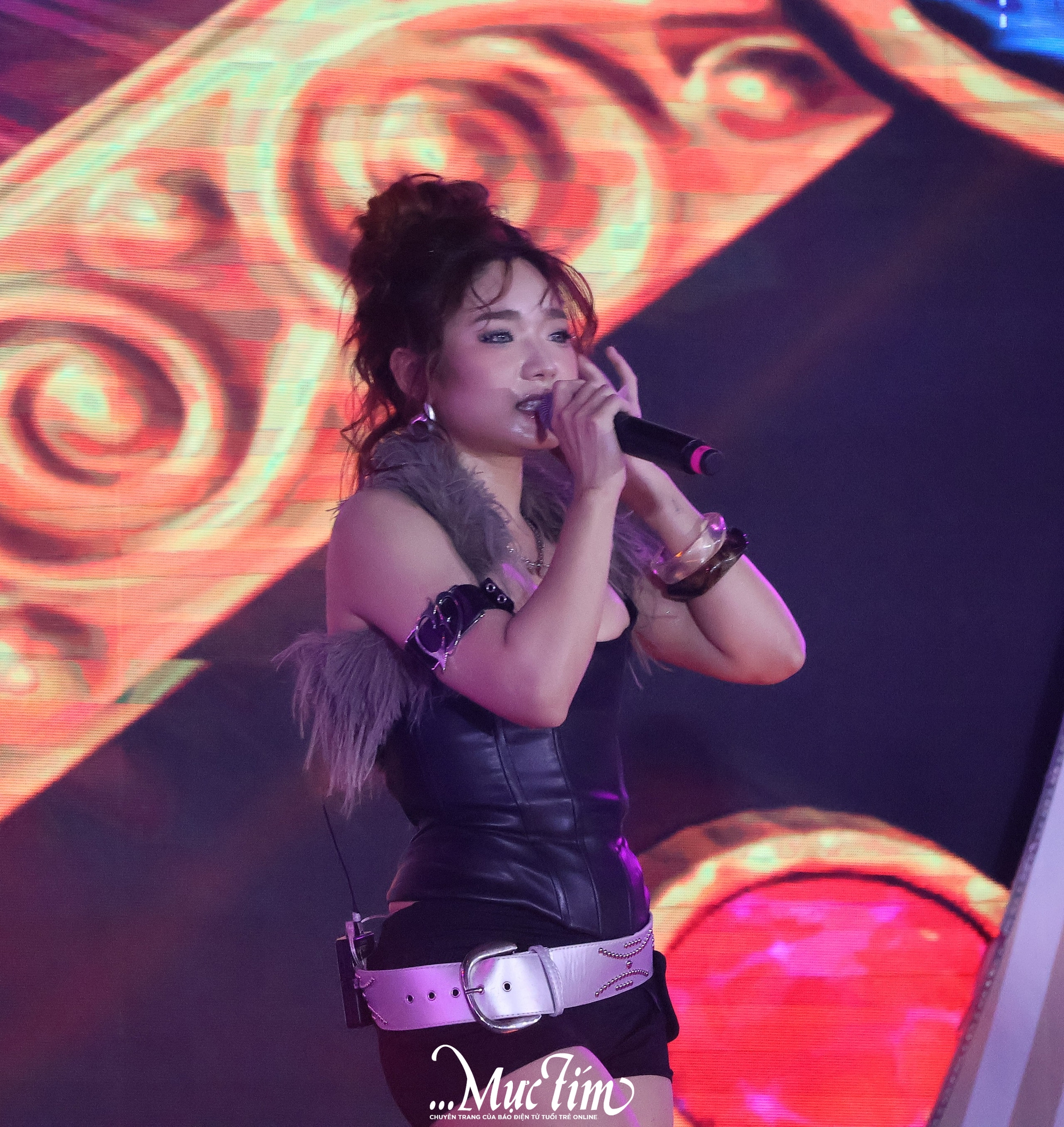 Rapper Nhật Hoàng, DANMY trình diễn ca khúc mới tại Lễ hội Ngày của Phở 2025 - Ảnh 8.