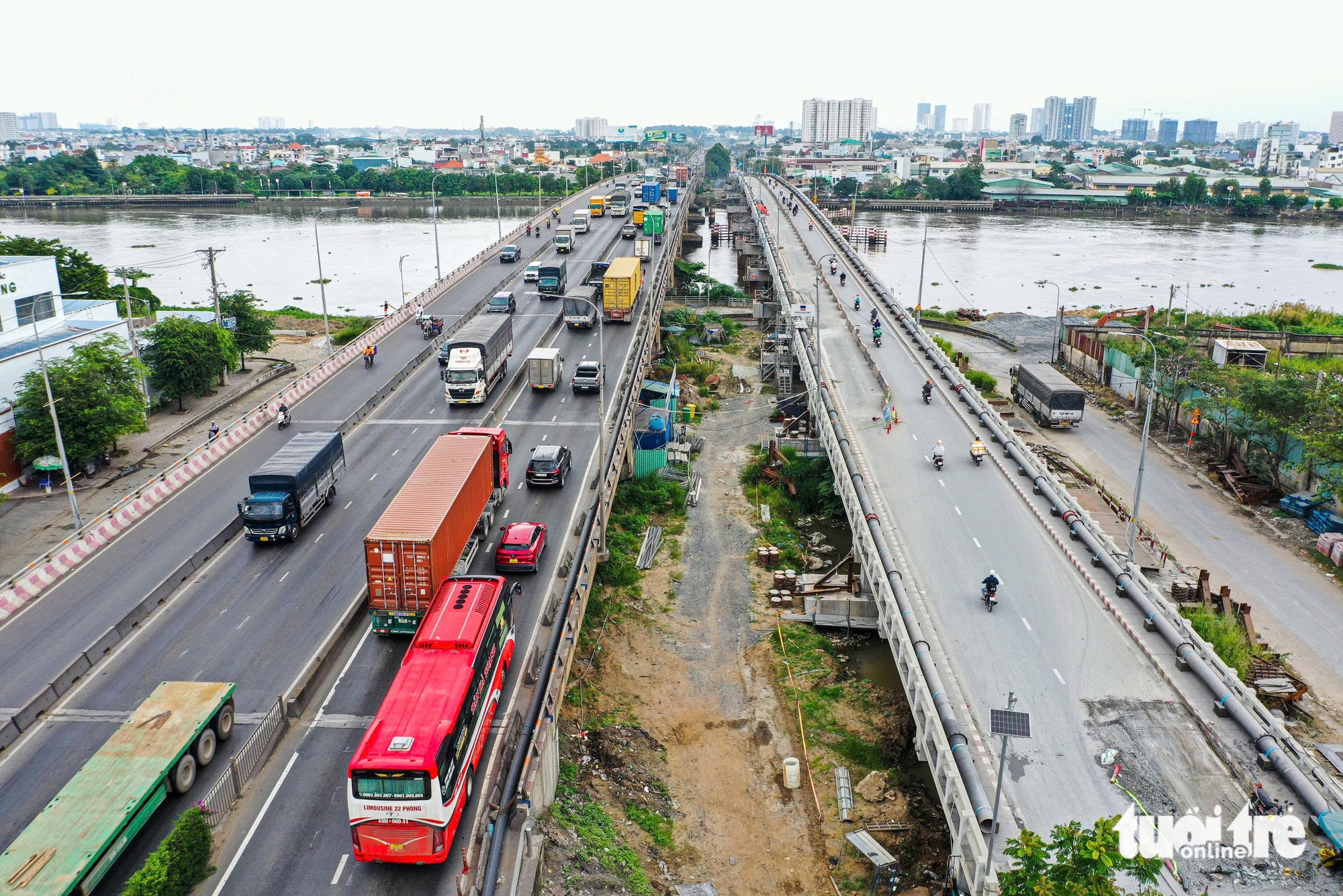 Đội 'thần đèn' hoàn tất nhấc cầu Bình Phước 1 nặng 9.000 tấn lên thêm 1,25m - Ảnh 6.