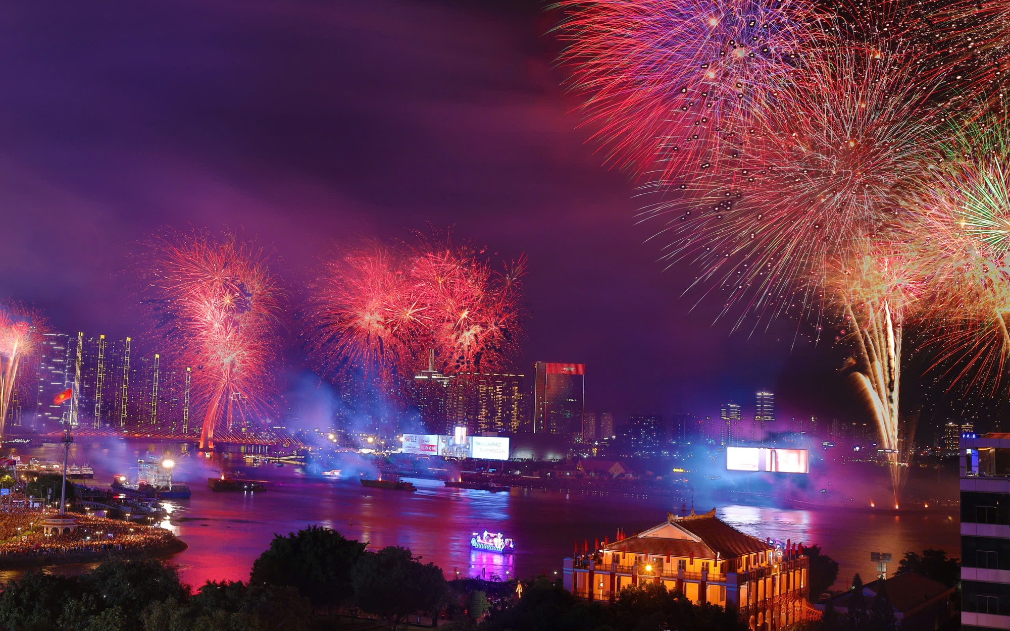 Metro số 1 tăng chuyến dịp Giáng sinh và Tết Dương lịch 2026- Ảnh 2.