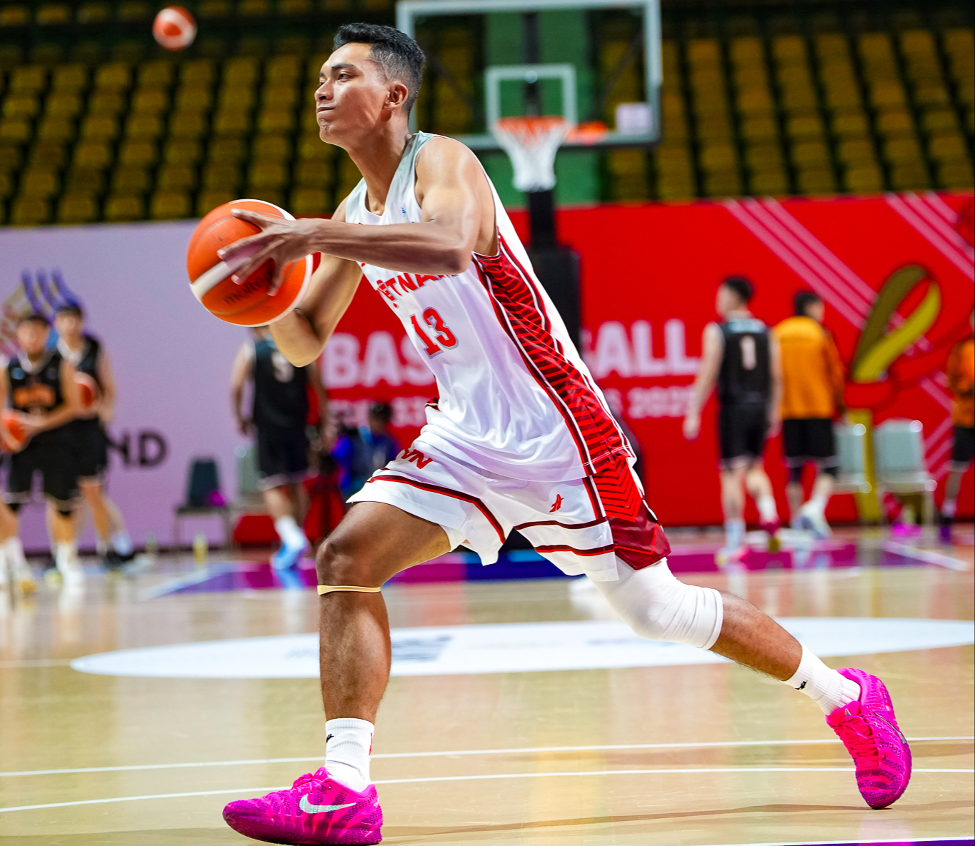 Bóng rổ nam 5x5 SEA Games 33: Việt Nam thua đáng tiếc trước Philippines