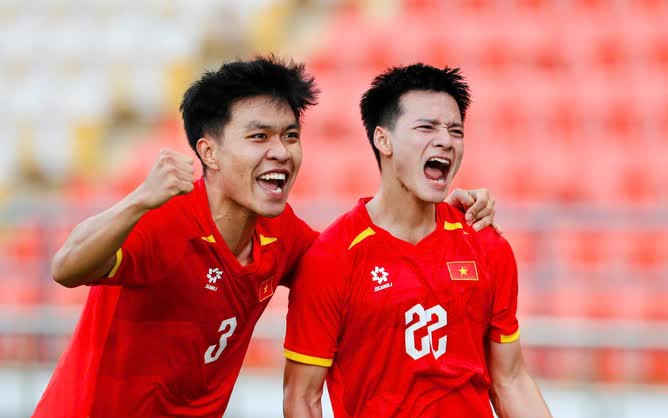 Hình ảnh thú vị về thời học cấp 2 của trung vệ Phạm Lý Đức- Ảnh 2.