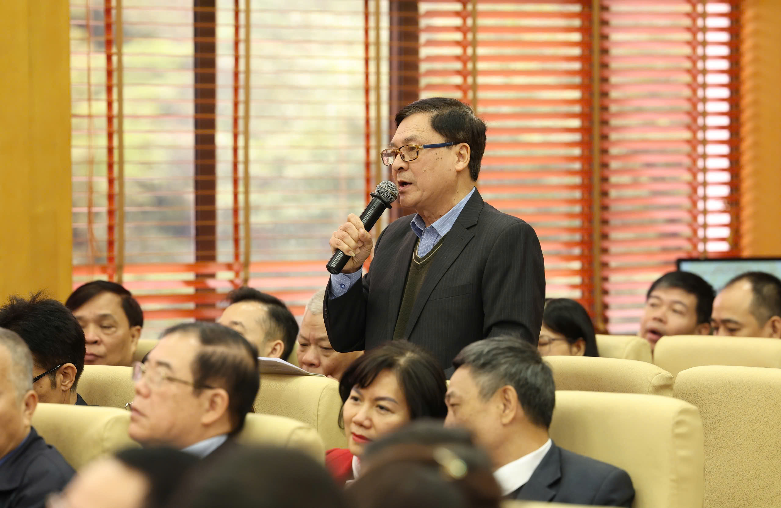 Tổng Bí thư Tô Lâm tiếp xúc cử tri Hà Nội - Ảnh 7.