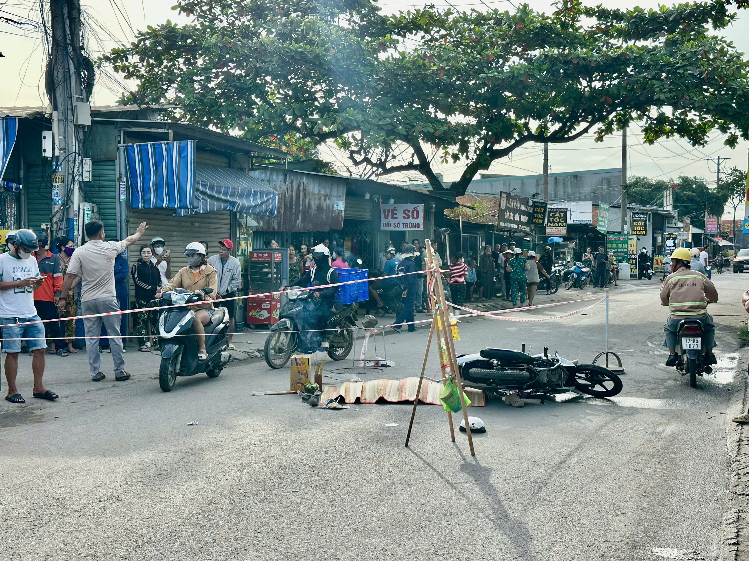 xe ba gác - Ảnh 1.