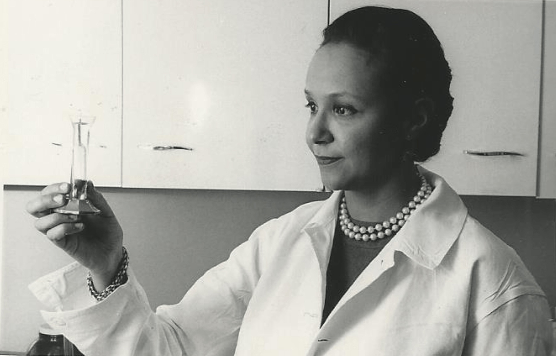 Cuộc chiến trường kỳ chống ung thư - Kỳ 1: Người tiên phong dùng hóa trị chữa ung thư - Ảnh 1. Cuộc chiến trường kỳ chống ung thư - Kỳ 1: Người tiên phong dùng hóa trị chữa ung thư - Ảnh 1.