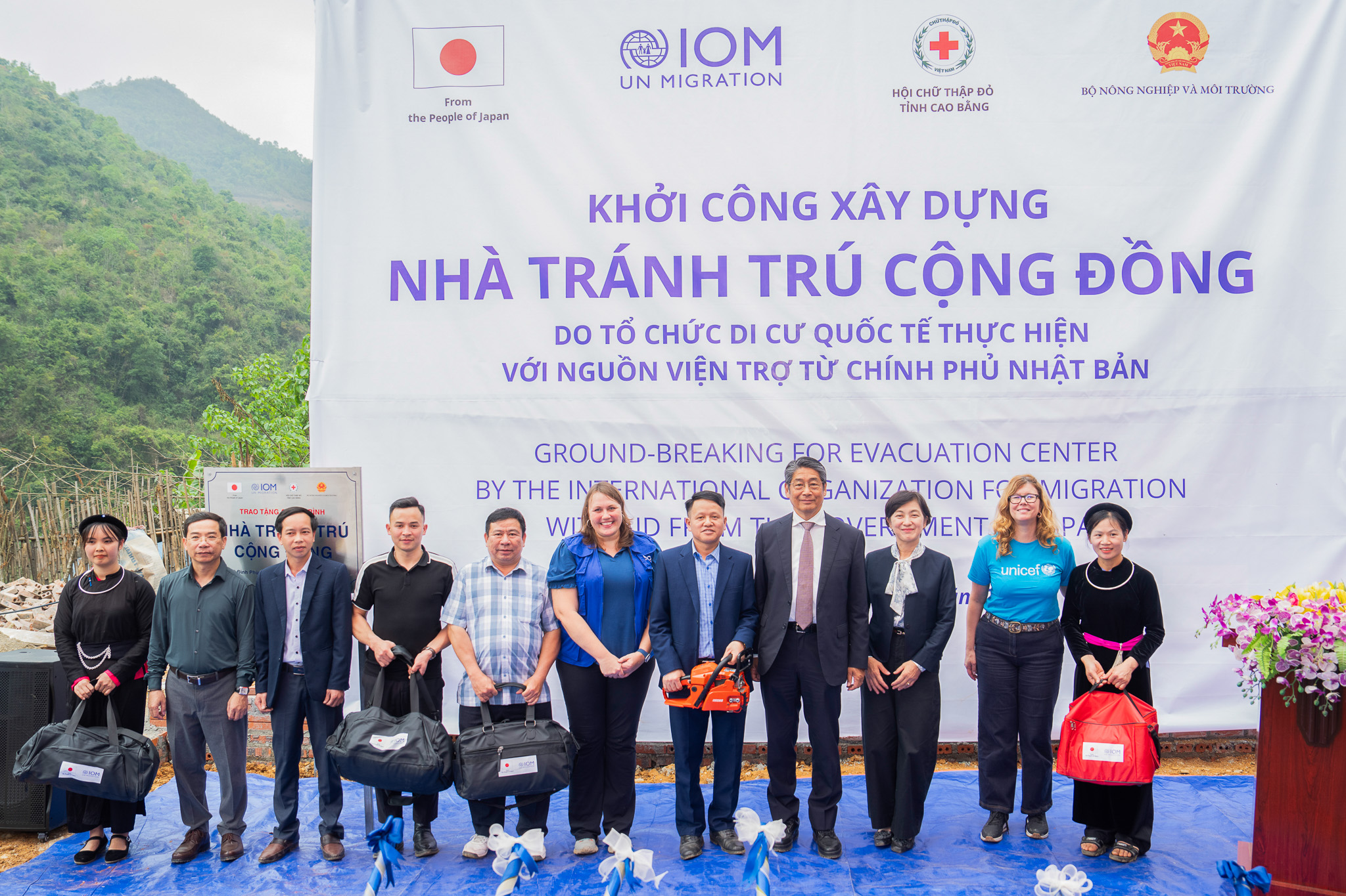 Nhật Bản viện trợ 1,5 triệu USD hỗ trợ khắc phục hậu quả bão lũ, ưu tiên cho 4 tỉnh - Ảnh 1.