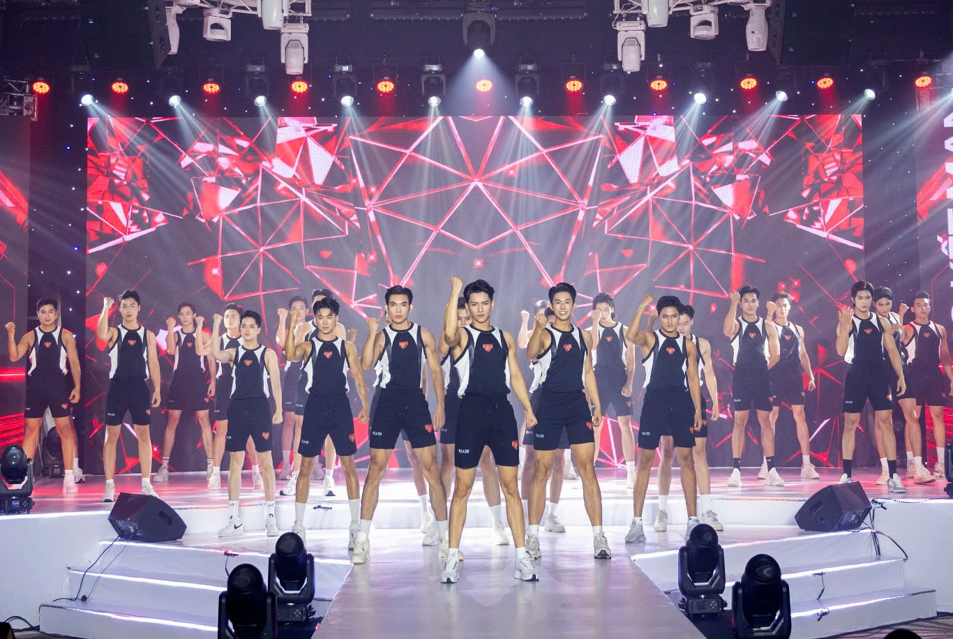 Manhunt Vietnam - Ảnh 4.