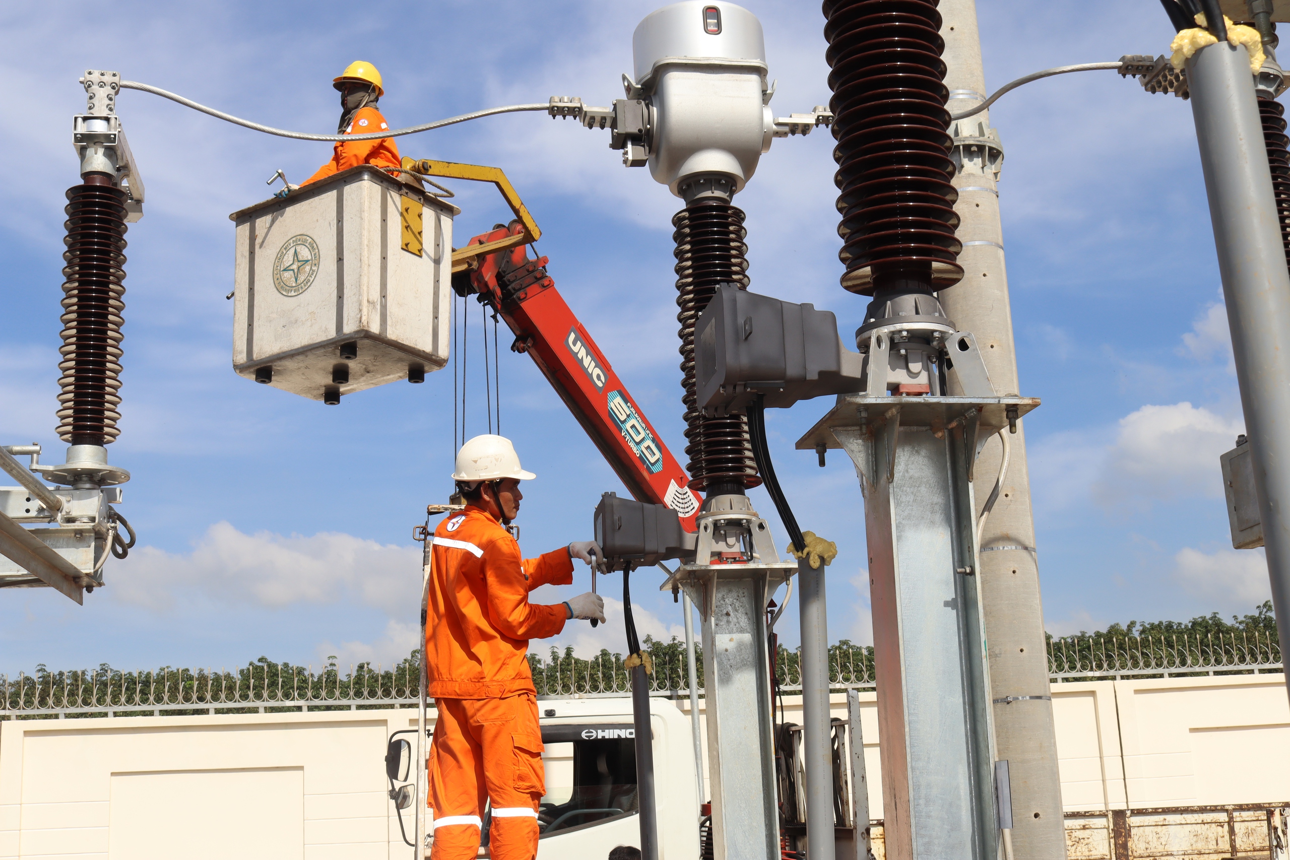 Đóng điện công trình điện 110kV phục vụ sân bay Long Thành - Ảnh 3.
