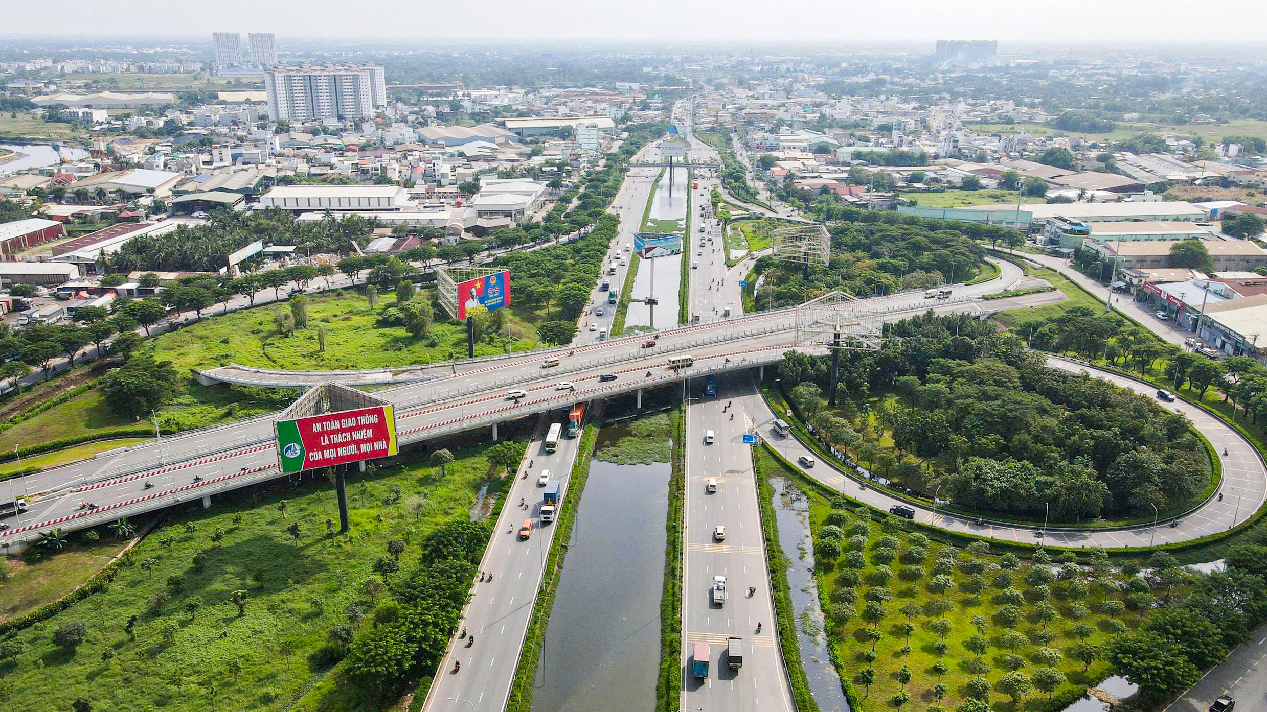 Vietnam to break ground on $1.37bn expansion of key expressway to Mekong Delta this week- Ảnh 11.