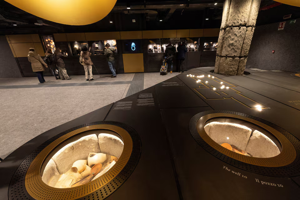 New Rome metro stations showcase ancient treasures after years of delays- Ảnh 6. New Rome metro stations showcase ancient treasures after years of delays- Ảnh 6.