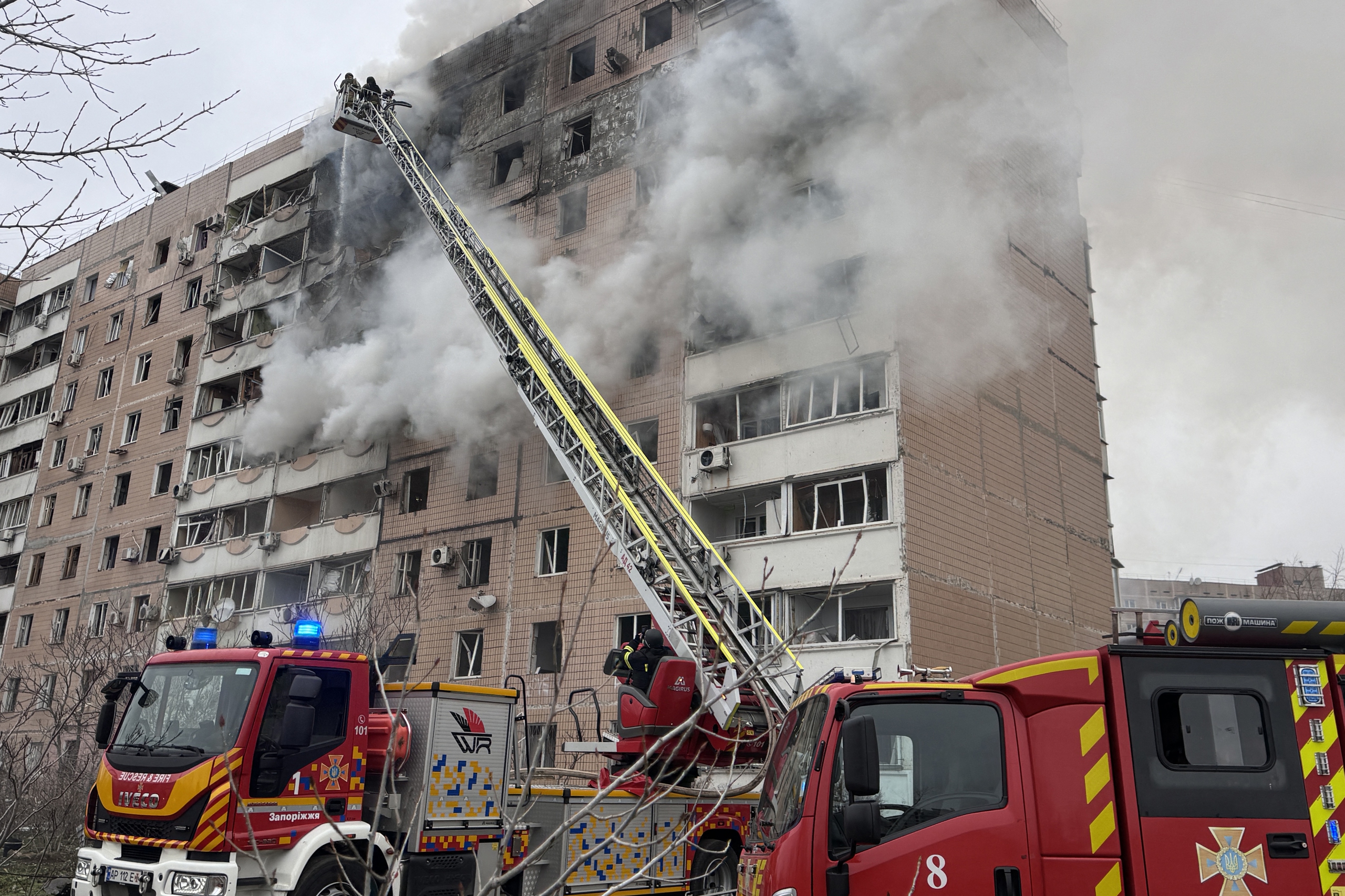 Drone Ukraine tấn công cảng Nga gây nhiều thương vong - Ảnh 1.