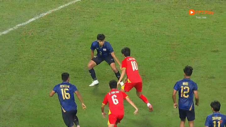 Vietnam rally past Thailand in extra time to win SEA Games men’s football gold medal- Ảnh 2.