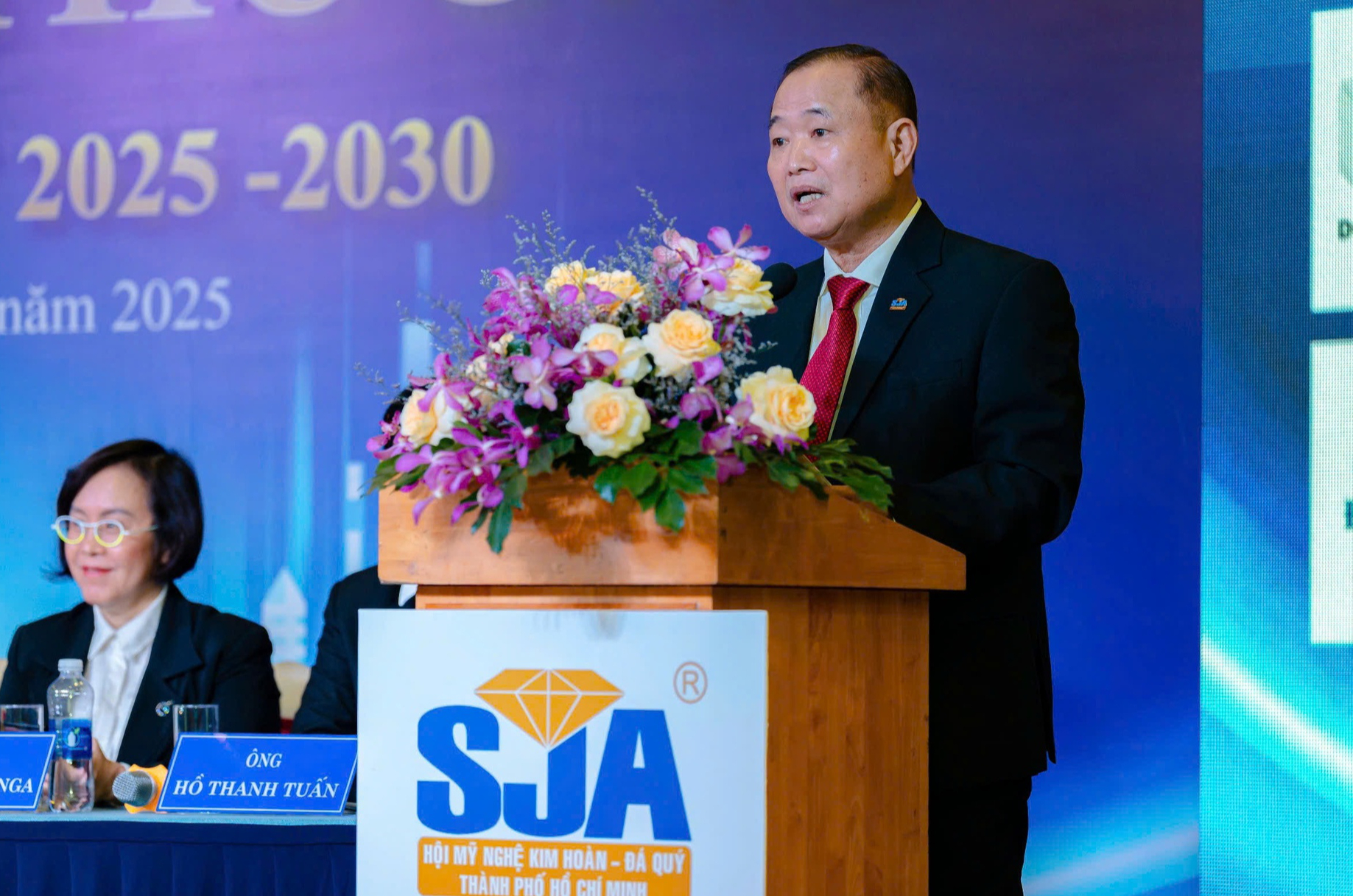 Tham vọng đưa TP.HCM thành thủ phủ trang sức châu Á - Ảnh 1.