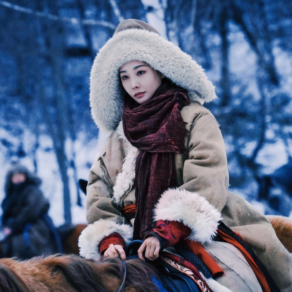 Không phải nữ chính, Lý Thuần vẫn chiếm trọn spotlight phim mới - Ảnh 3.