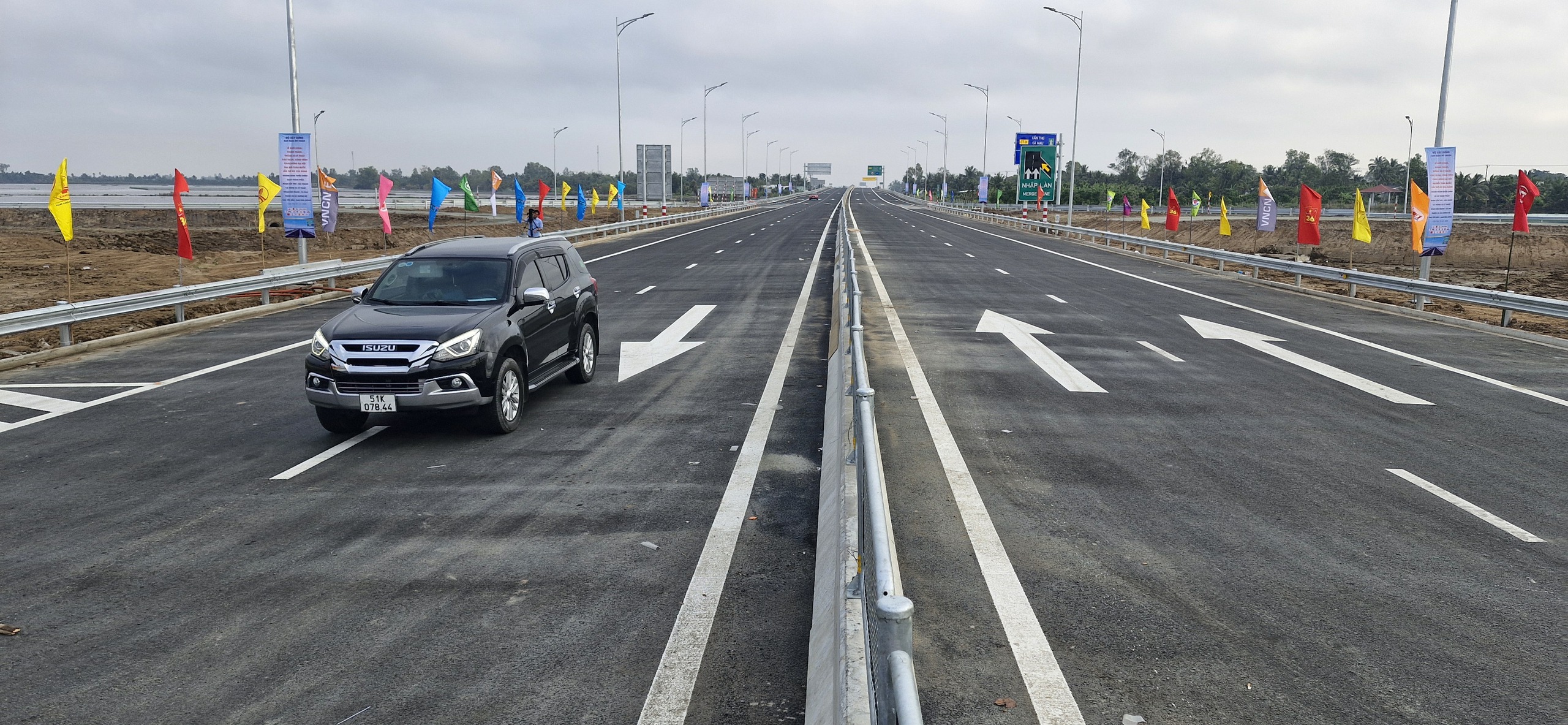 cao tốc - Ảnh 1.