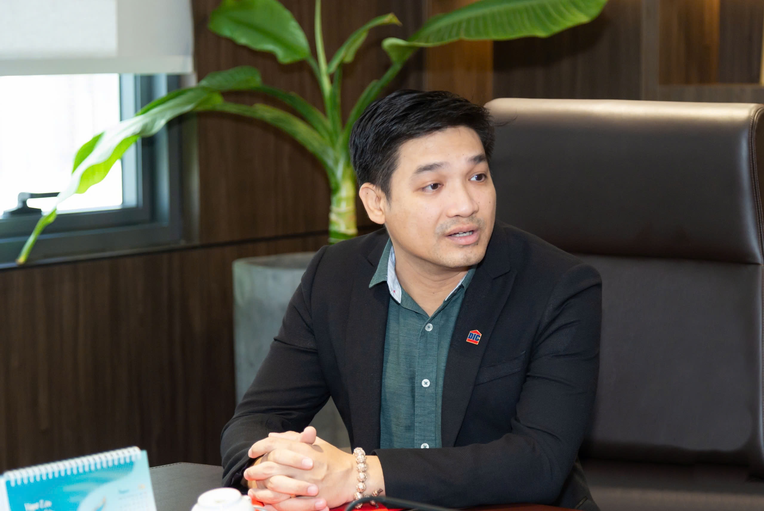 Gia đình chủ tịch DIC Group bị bán giải chấp lượng lớn cổ phiếu DIG - Ảnh 1.