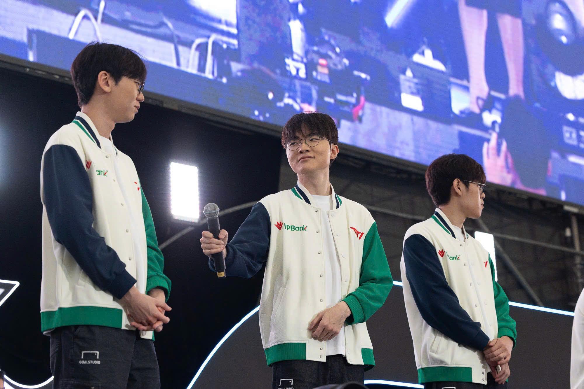Faker và T1 khuấy động không khí cuồng nhiệt tại lễ hội eSport của VPBank - Ảnh 4.
