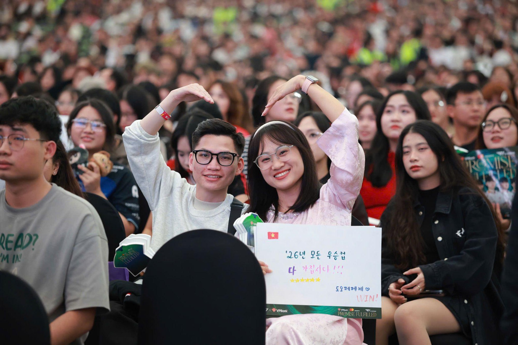 Faker và T1 khuấy động không khí cuồng nhiệt tại lễ hội eSport của VPBank - Ảnh 7.