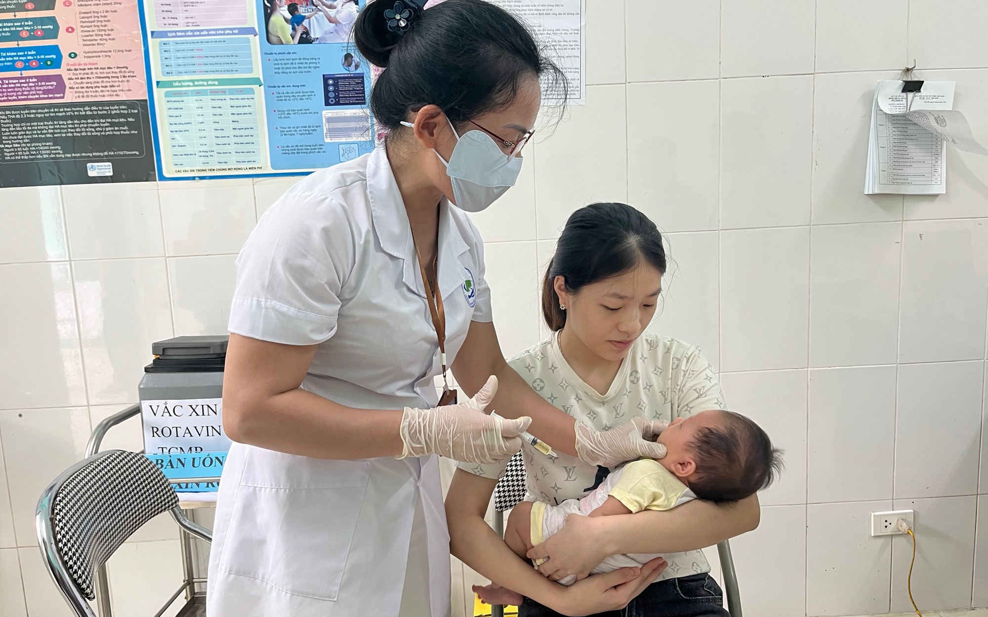 HPV vaccine to be added to Vietnam’s mandatory immunization program from July 1- Ảnh 1.