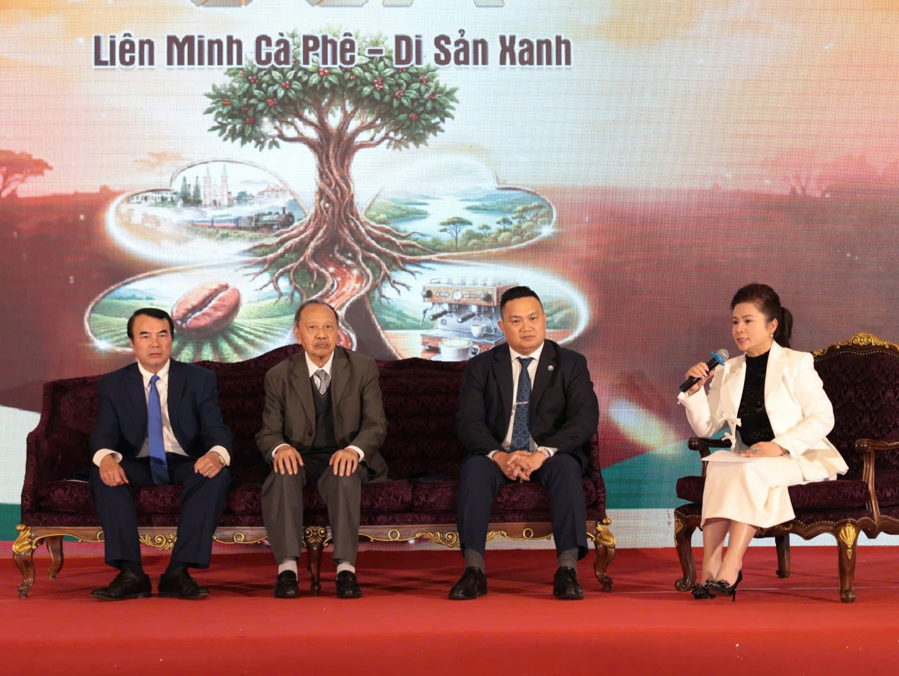 Doanh nghiệp nói về nghịch lý lớn nhất của cà phê Việt, lo bàn cách vượt khó - Ảnh 1.