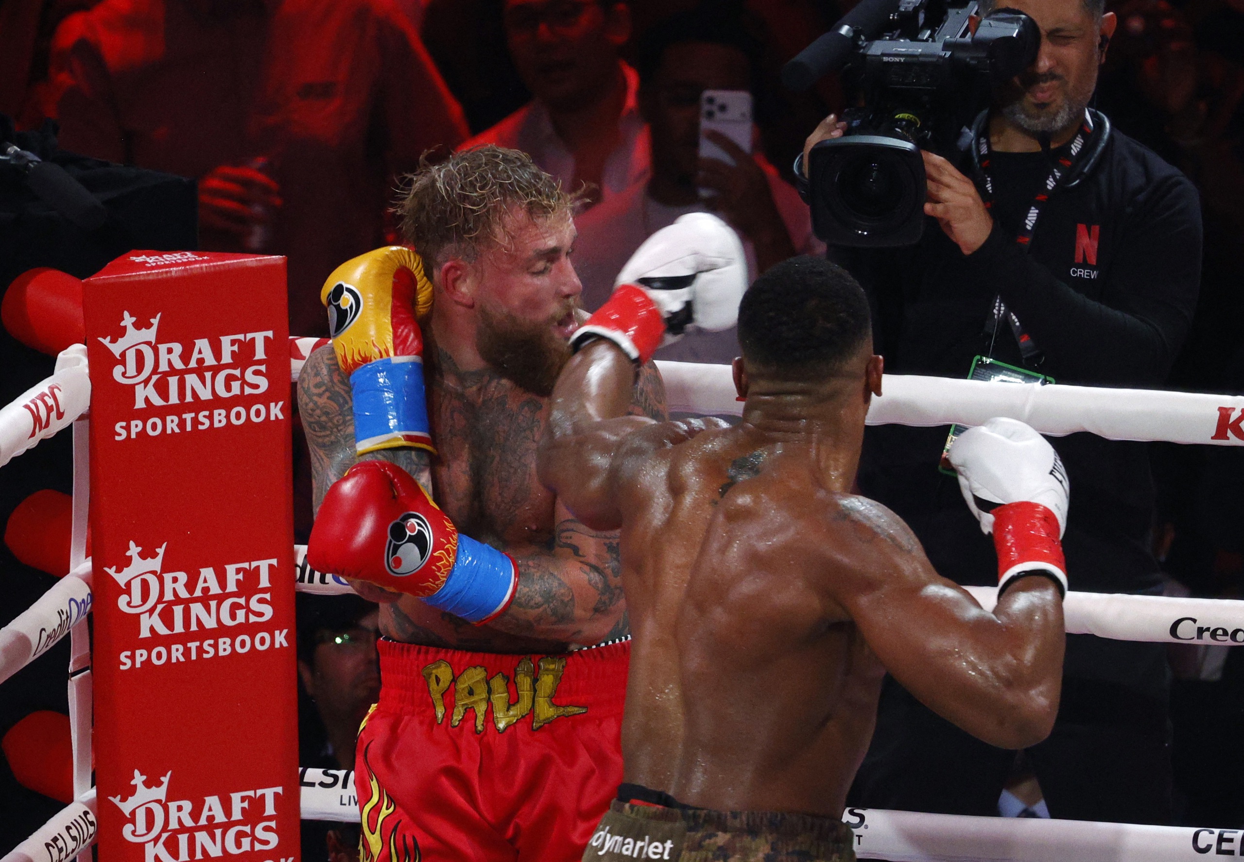Người bình thường chịu được bao nhiêu cú đấm của võ sĩ boxing? - Tuổi ...