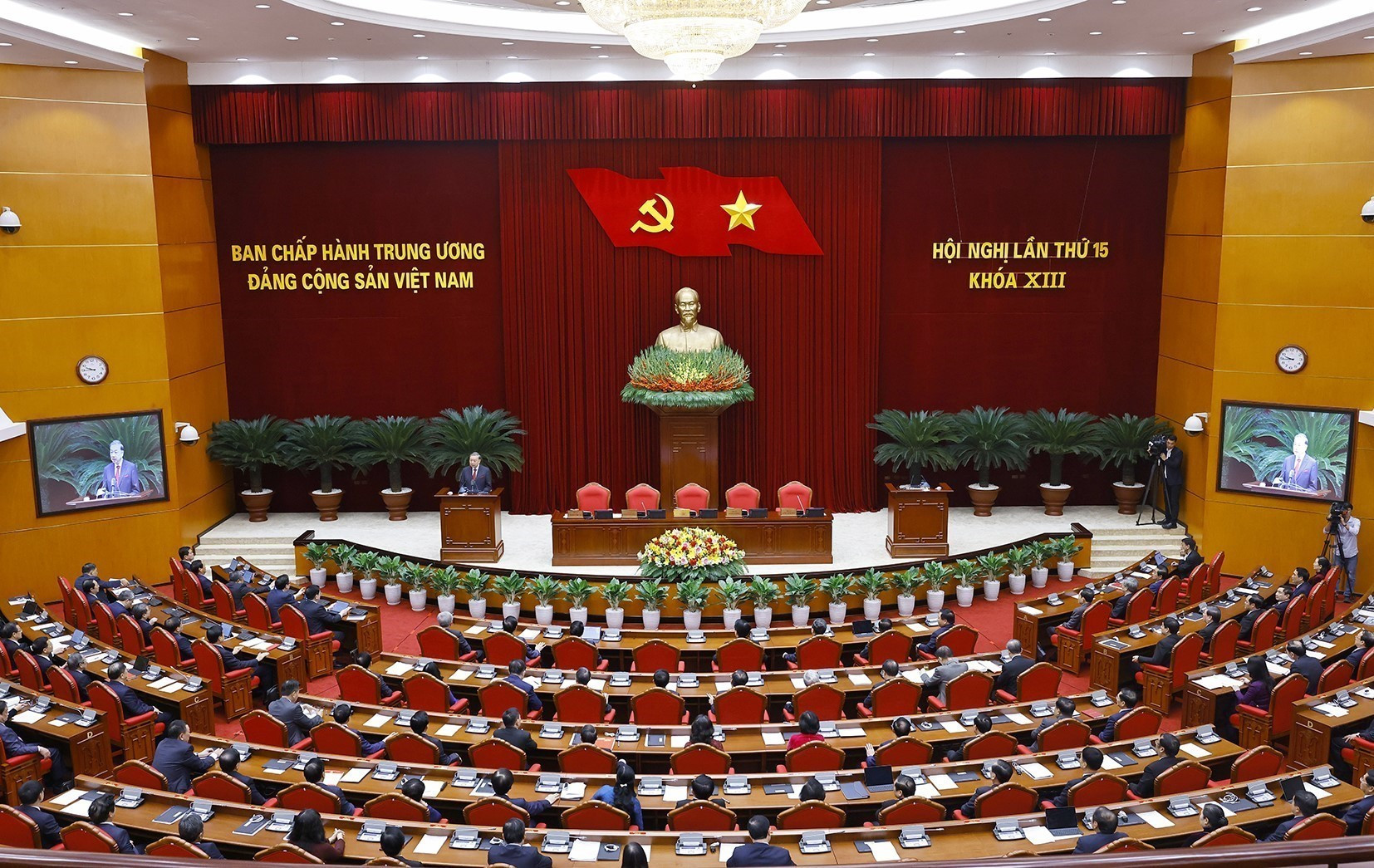 Toàn văn thông cáo phiên bế mạc Hội nghị Trung ương lần thứ 15 - Ảnh 1.