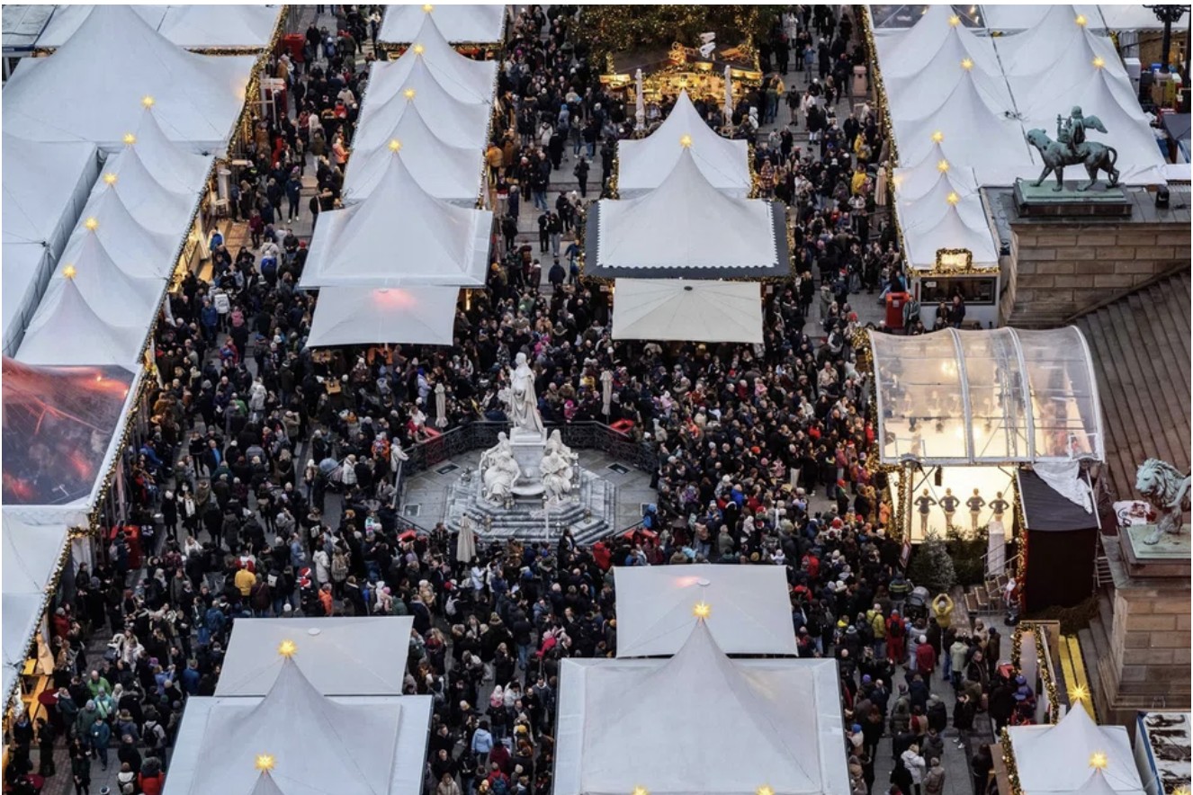 Làn sóng tin giả nhắm vào chợ Giáng sinh ở Đức - Ảnh 1. tin giả - Ảnh 1.