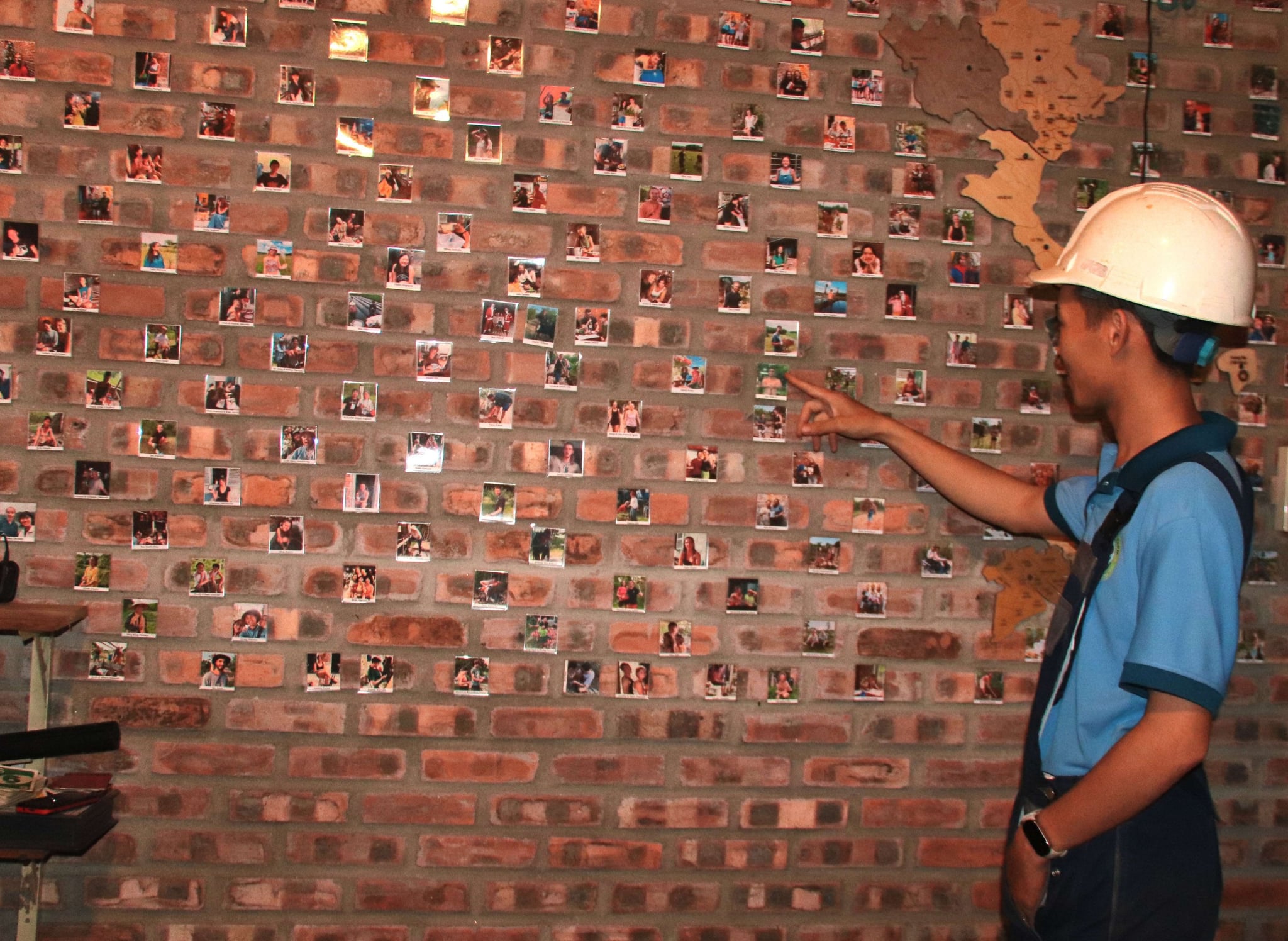 Da Nang man opens farm, offers free English classes for locals to boost community tourism- Ảnh 8.